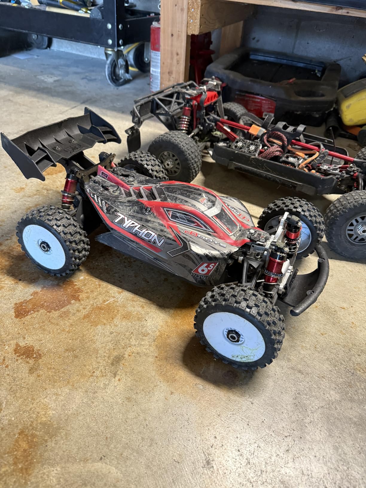 ARRMA RC Car 1/8 Typhon 6S V5 4WD BLX Buggy with Spektrum Firma RTR (Ready-to-Run), Black and Red, ARA8606V5 customer photo 1