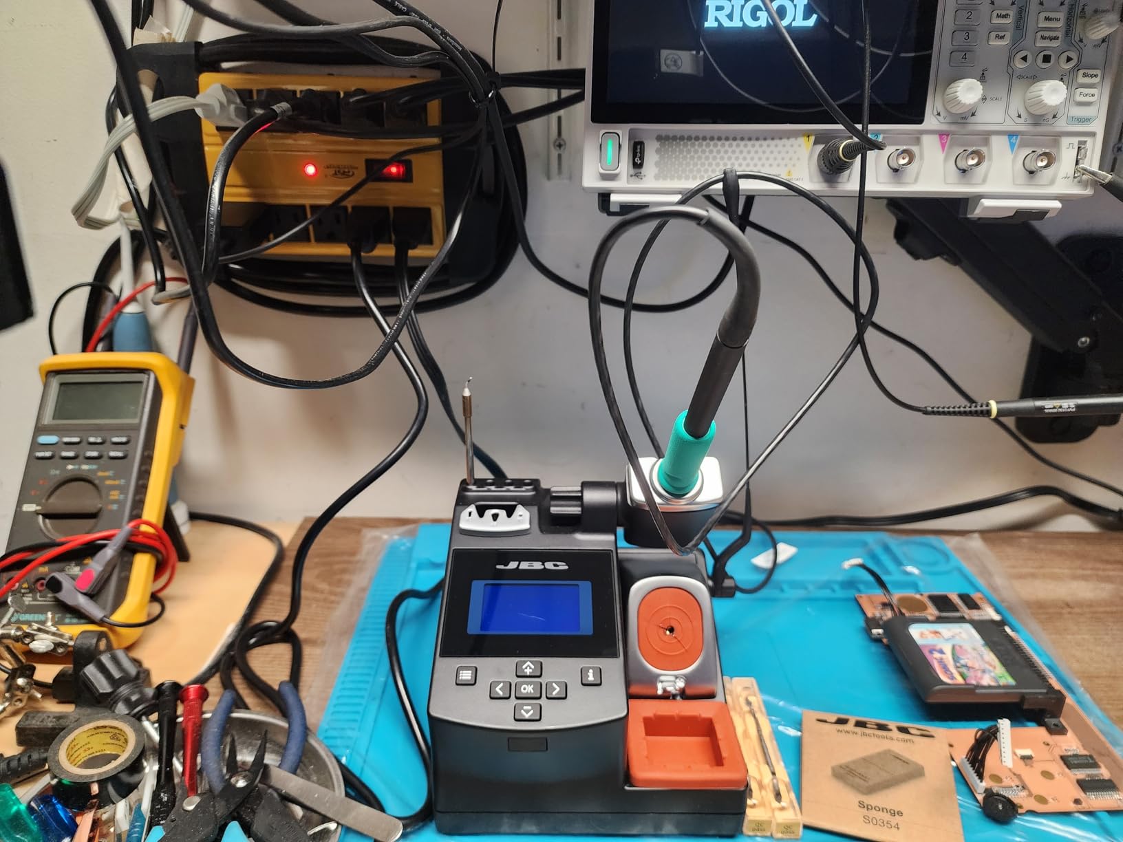 Tools CD-1BQF Compact Soldering Station customer photo 1
