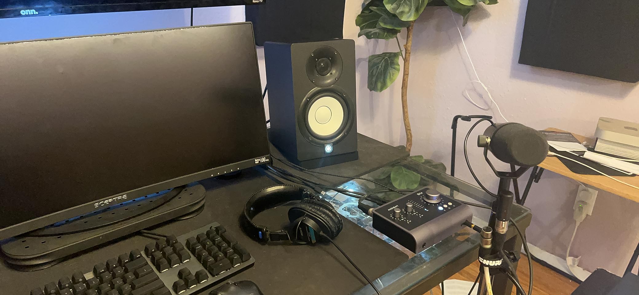 Audient iD14 MKII, 2 Class-A Microphone Preamps (High Performance USB Audio Interface, USB-C Connector) customer photo 1