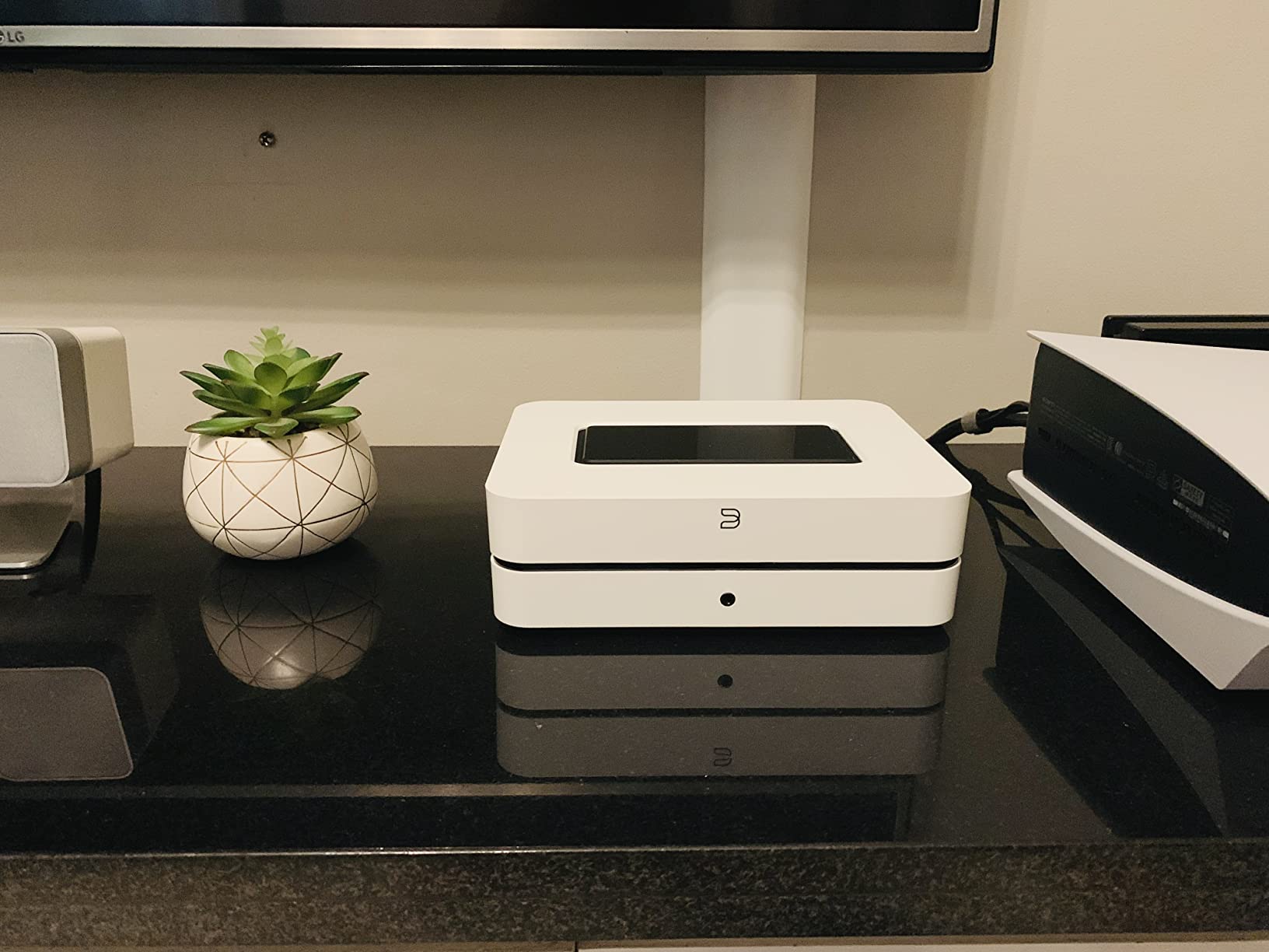 Bluesound Powernode Wireless Multi-Room High Resolution Music Streaming Amplifier - White customer photo 1