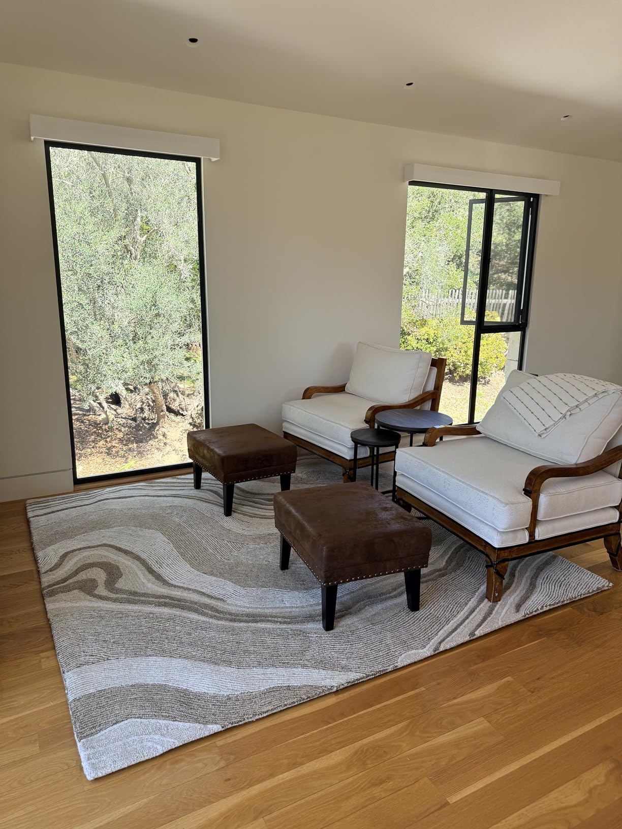 SAFAVIEH Fifth Avenue Collection Area Rug - 10' x 14', Beige & Ivory, Handmade Mid-Century Modern Abstract New Zealand Wool, Ideal for High Traffic Areas in Living Room, Bedroom (FTV121B) customer photo 1
