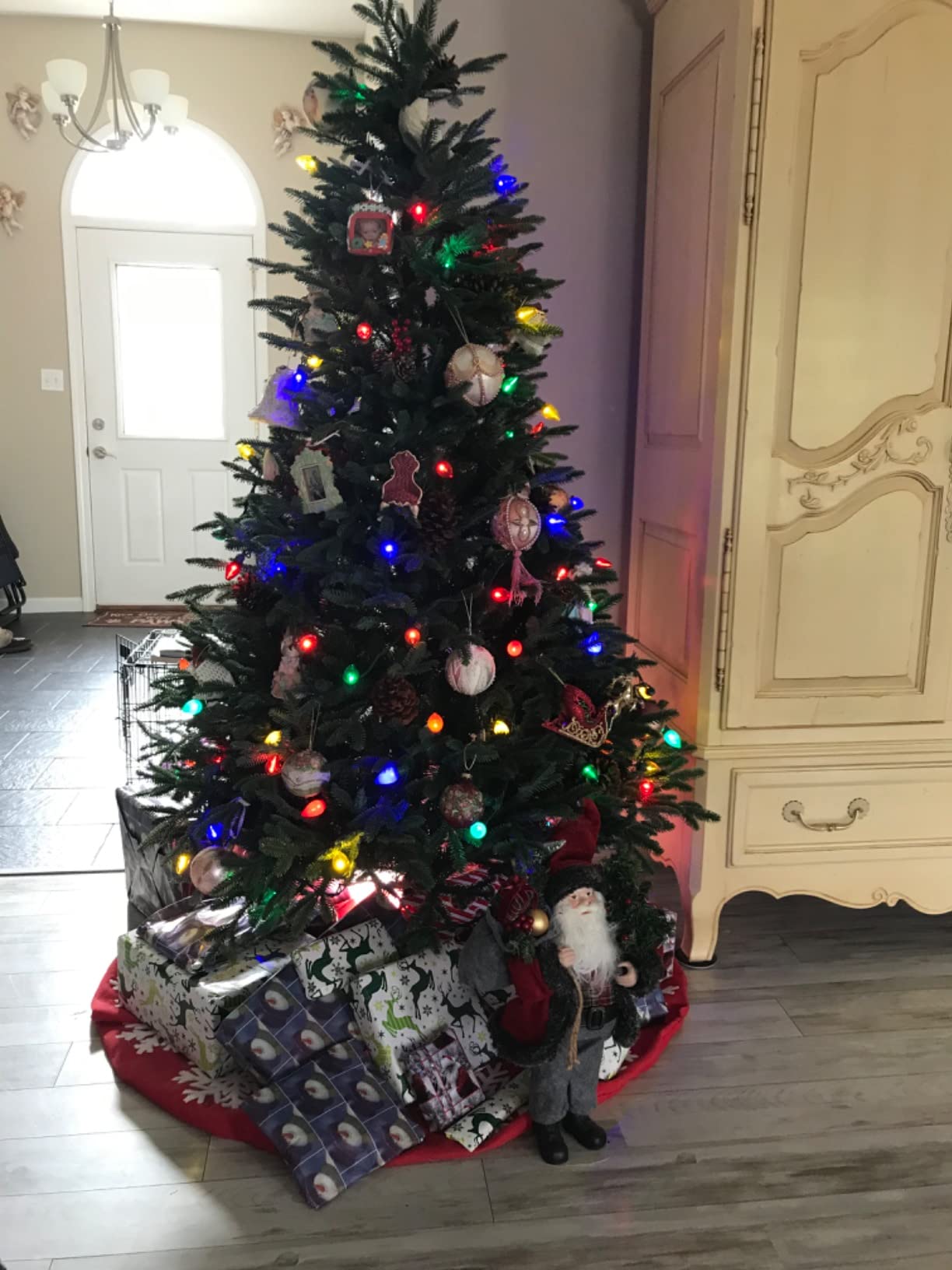 European Silver Fir Elegant Artificial Christmas Tree with True Needle Foliage, Unlit, 6ft customer photo 2