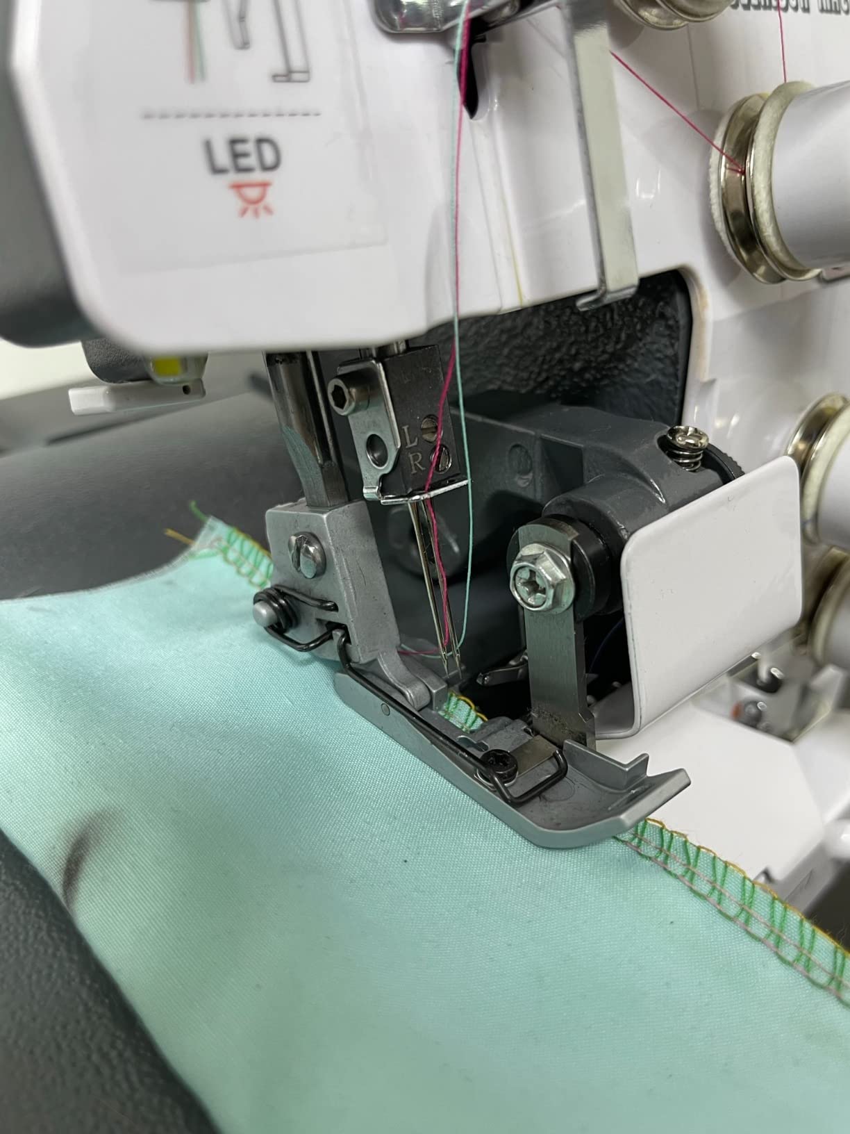 Lumina Sienna Serger Sewing Machine - Industrial Grade Sergers & Overlock Machines with Durable Metal Frame, 3-4 Serger Thread Capability - Overlocker Sewing Machine for Heavy Duty Fabric customer photo 2