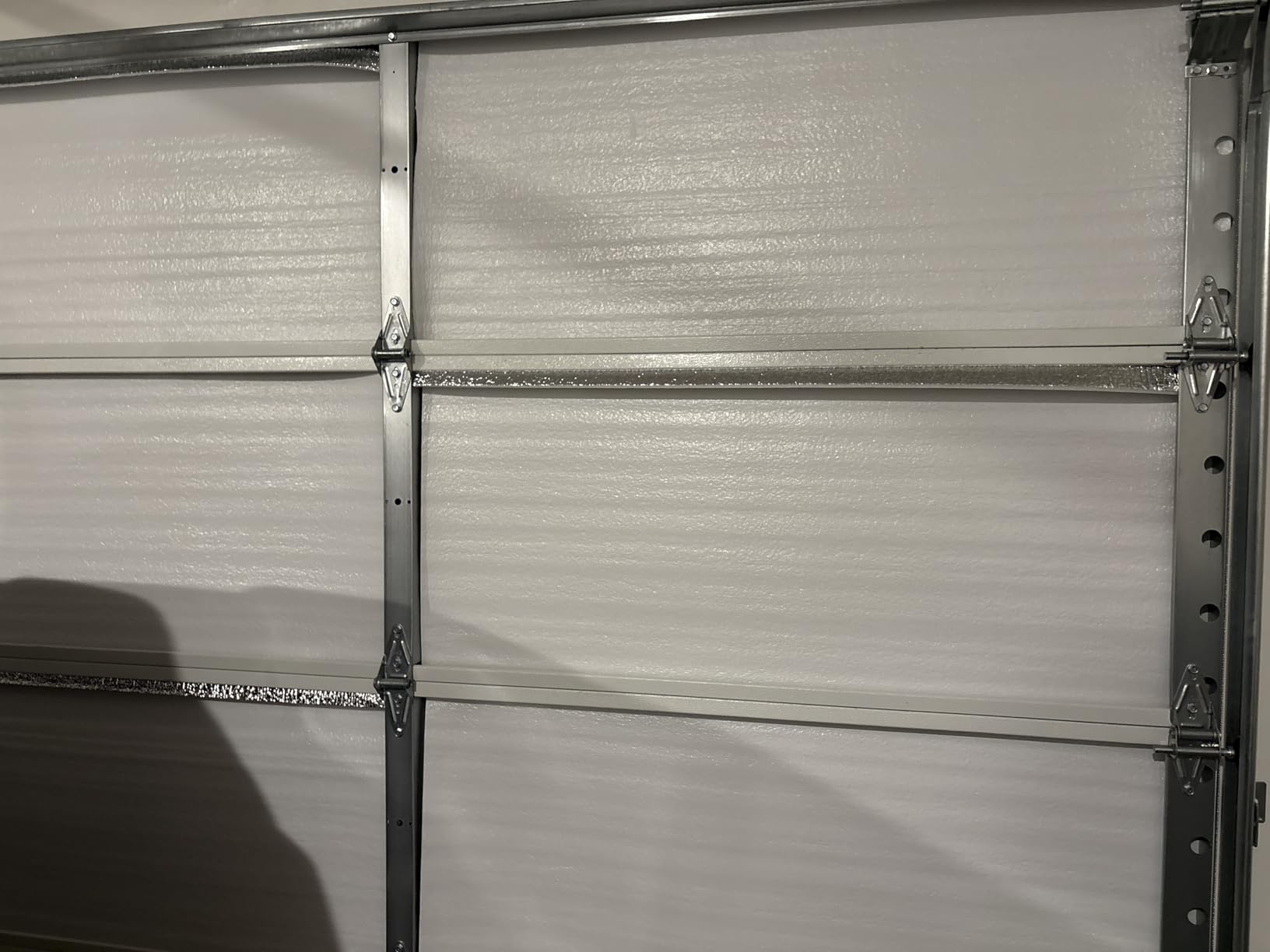 US Energy Products Reflective 2 Car White Poly-Air Garage Door Insulation Kit 18 x 8 Kit (PRECUT) 2 Car White 18x8 customer photo 1