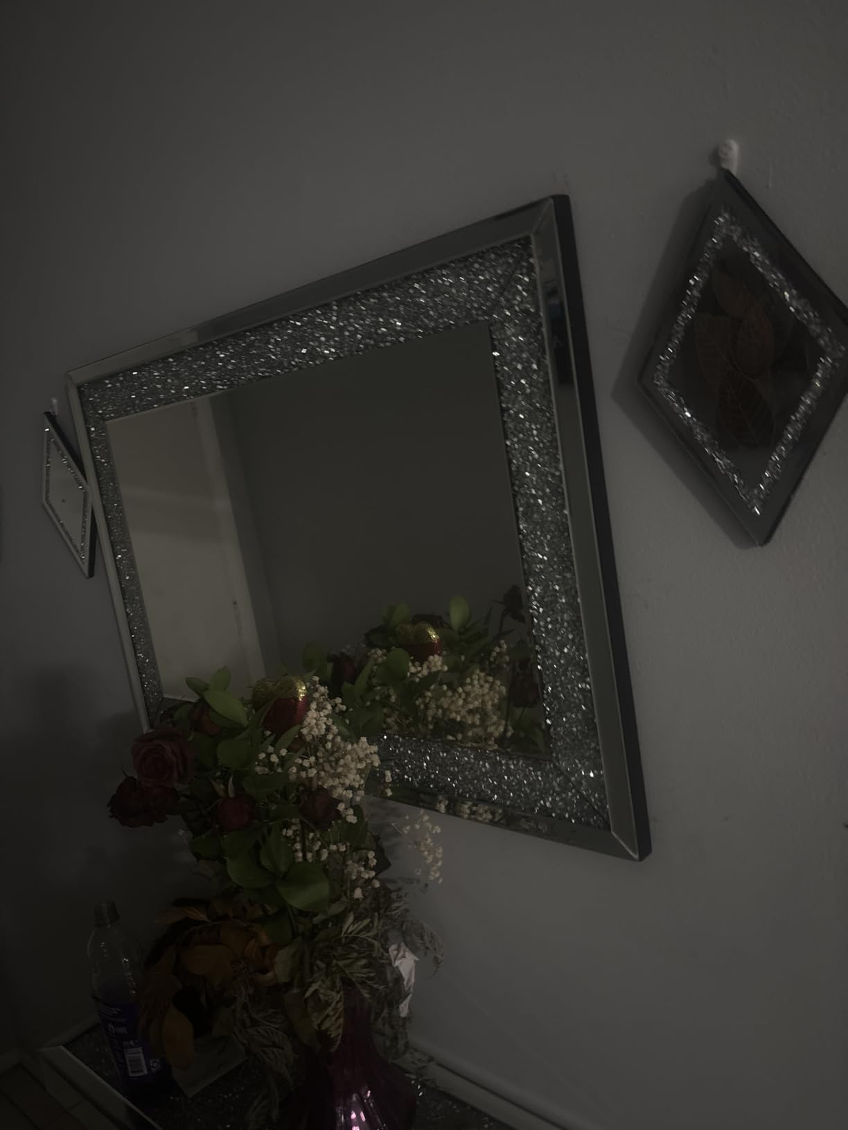 SHYFOY Crushed Diamond Mirrors for Wall Decor, 35.4x23.6 Decorative Mirror Rectangle Hanging Mirrors Large for Living Room Crystal Wall-Mounted Mirror Silver customer photo 1