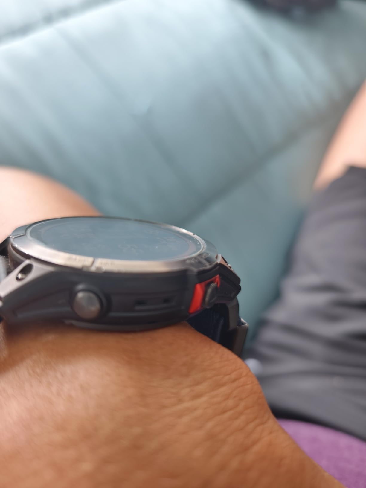 Garmin fenix 7 Solar, adventure smartwatch, with Solar Charging Capabilities, rugged outdoor watch with GPS, touchscreen, Slate Gray and Black Band customer photo 1