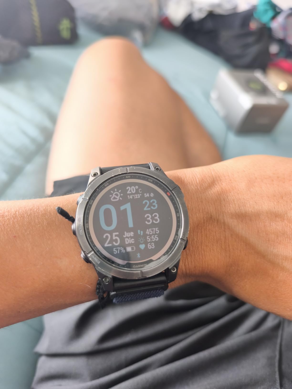 Garmin fenix 7 Solar, adventure smartwatch, with Solar Charging Capabilities, rugged outdoor watch with GPS, touchscreen, Slate Gray and Black Band customer photo 2
