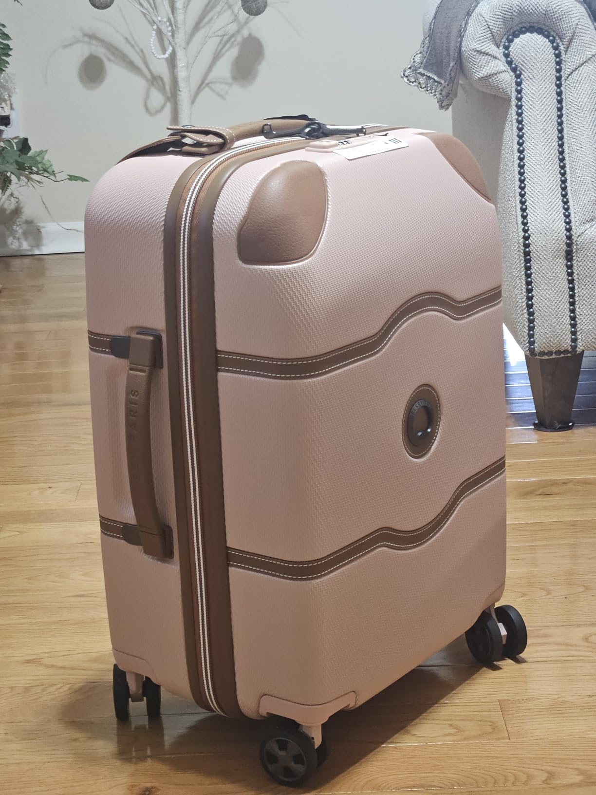 Chatelet Air 2.0 Hardside Luggage with Spinner Wheels, Chocolate Brown, 2 Piece Set (20/28) customer photo 1