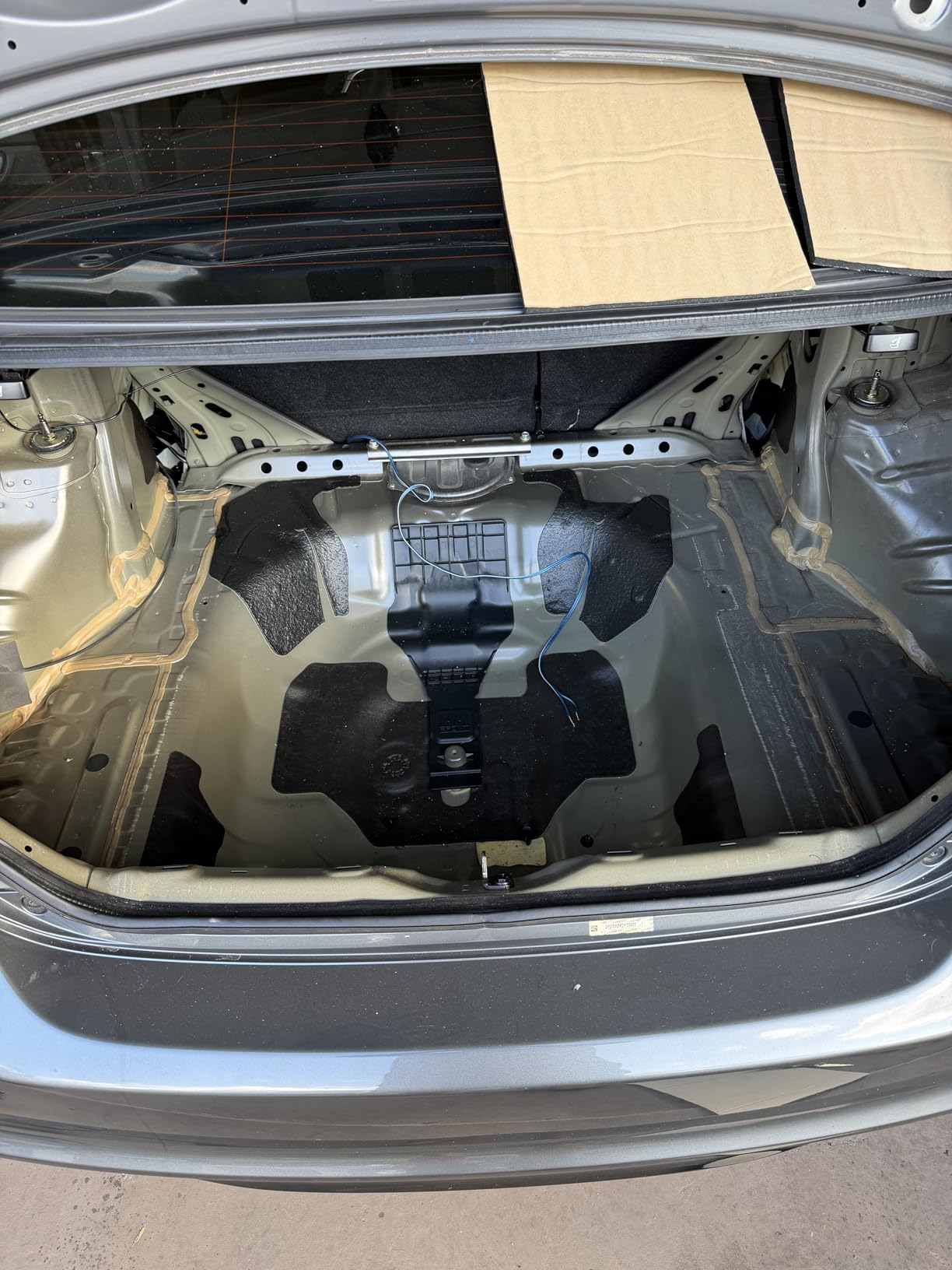 Car Sound Deadening Material Mat - 197 mil 8.7 sqft Auto Audio Deadener Foam, Sound Dampening and Heat Insulation for Truck, Vehicle customer photo 2