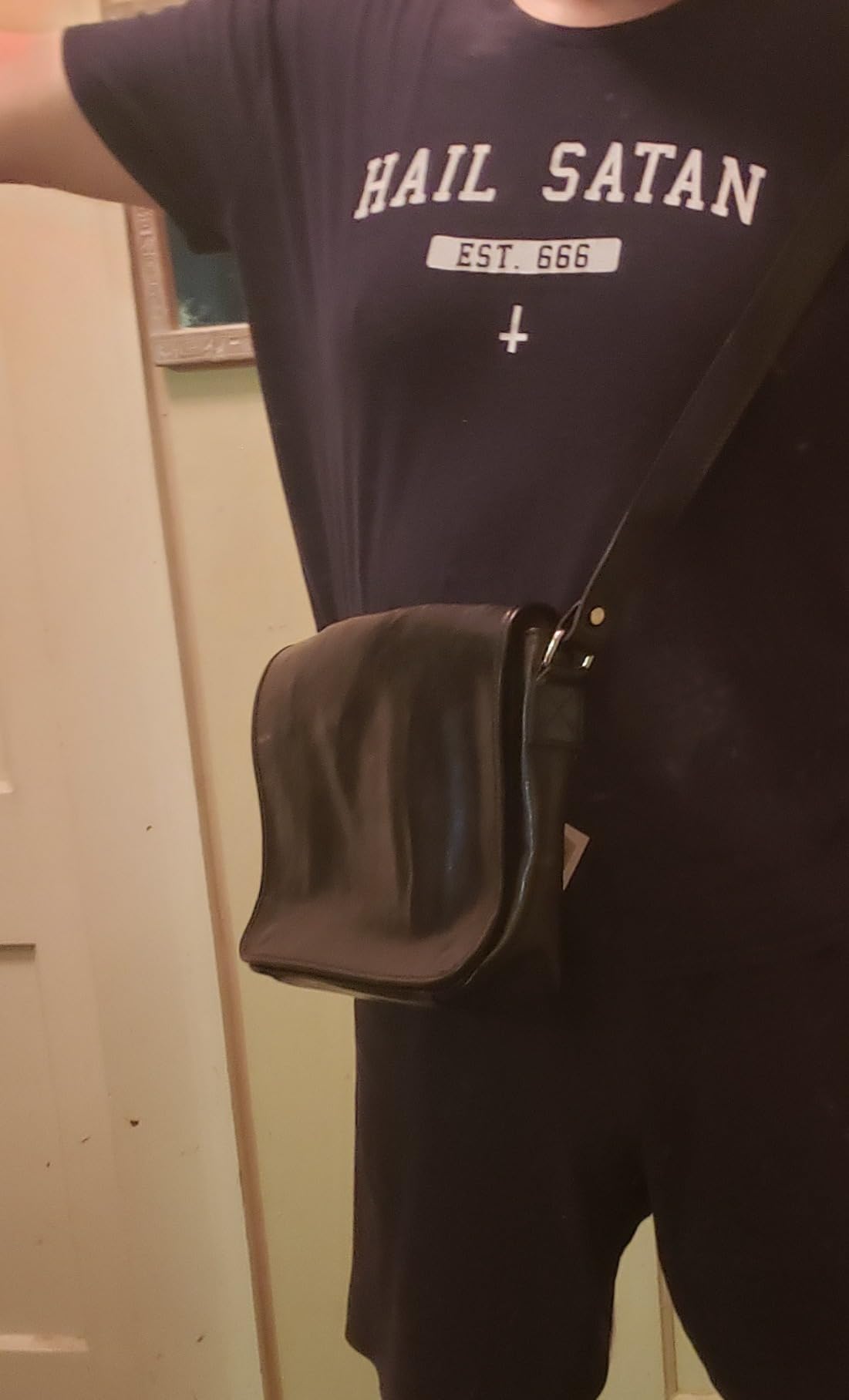 Time Resistance Leather Messenger Bag for Men, Handmade Crossbody Bag, Shoulder Bag Made in Italy customer photo 1