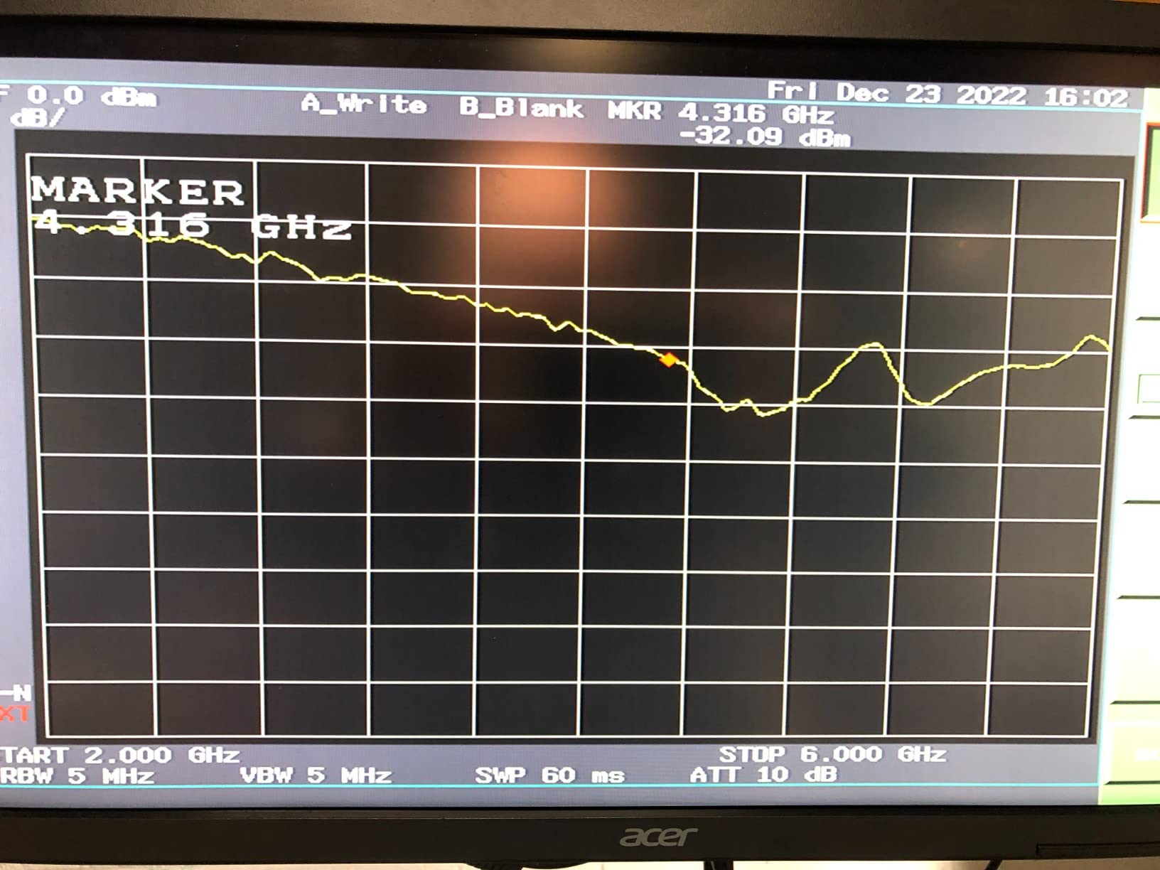 0.1MHz-6GHz Low Noise Amplifier, 20dB High Gain LNA Amplifier for Shortwave, FM Radio, RF Power Preamplifier Module, SMA Female Connector(Shipped with Built in Battery) customer photo 2