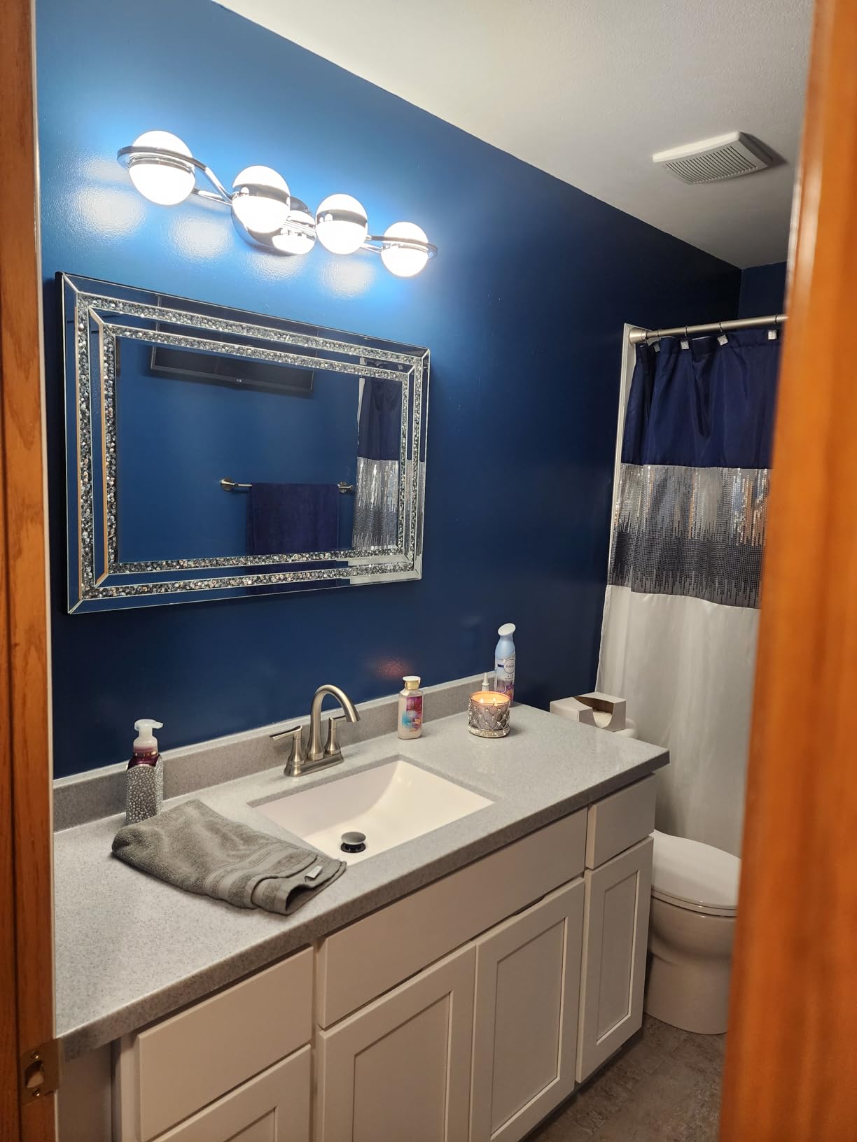 KOHROS Crush Diamond Bathroom Mirror 36