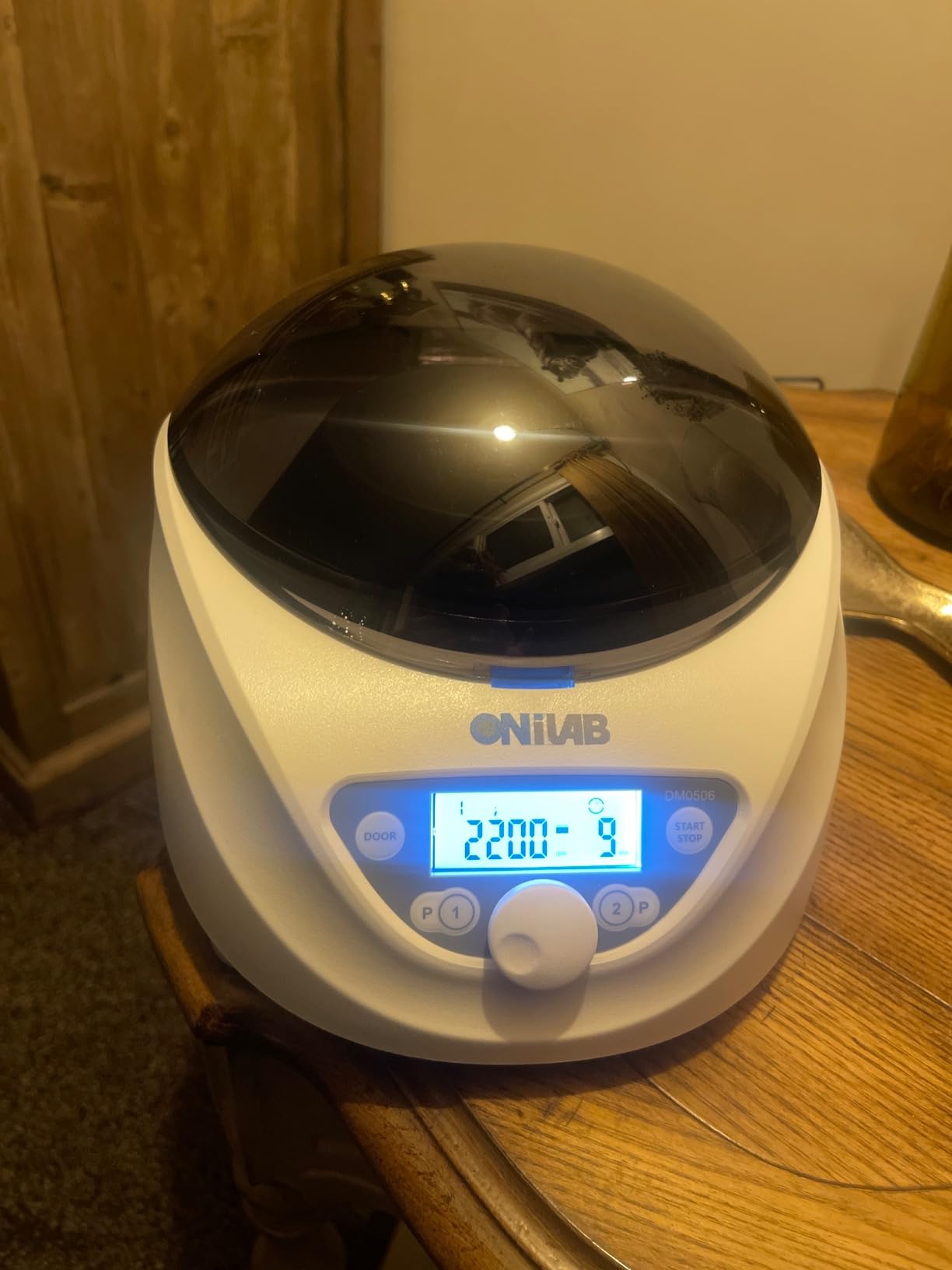ONiLAB Professional PRP Centrifuge Machine 15mLx8, 10mL/7mL/1.5-5mlx 12, Lab Benchtop Centrifuge, 3 Preloaded Programs for Fast Operation,Store 9 Programs, 30sec-99min,300-4500rpm(Max. 2490xg) customer photo 2