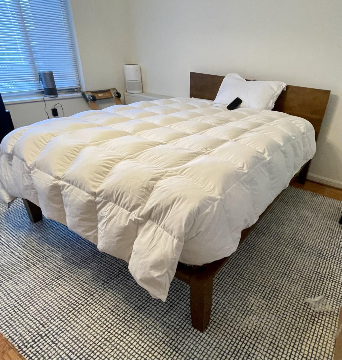 Hand-Tufted 100% Wool Pile Area Rug - Geometric Textured Grid Check Pattern (Indigo Blue, 8' x 10') customer photo 1