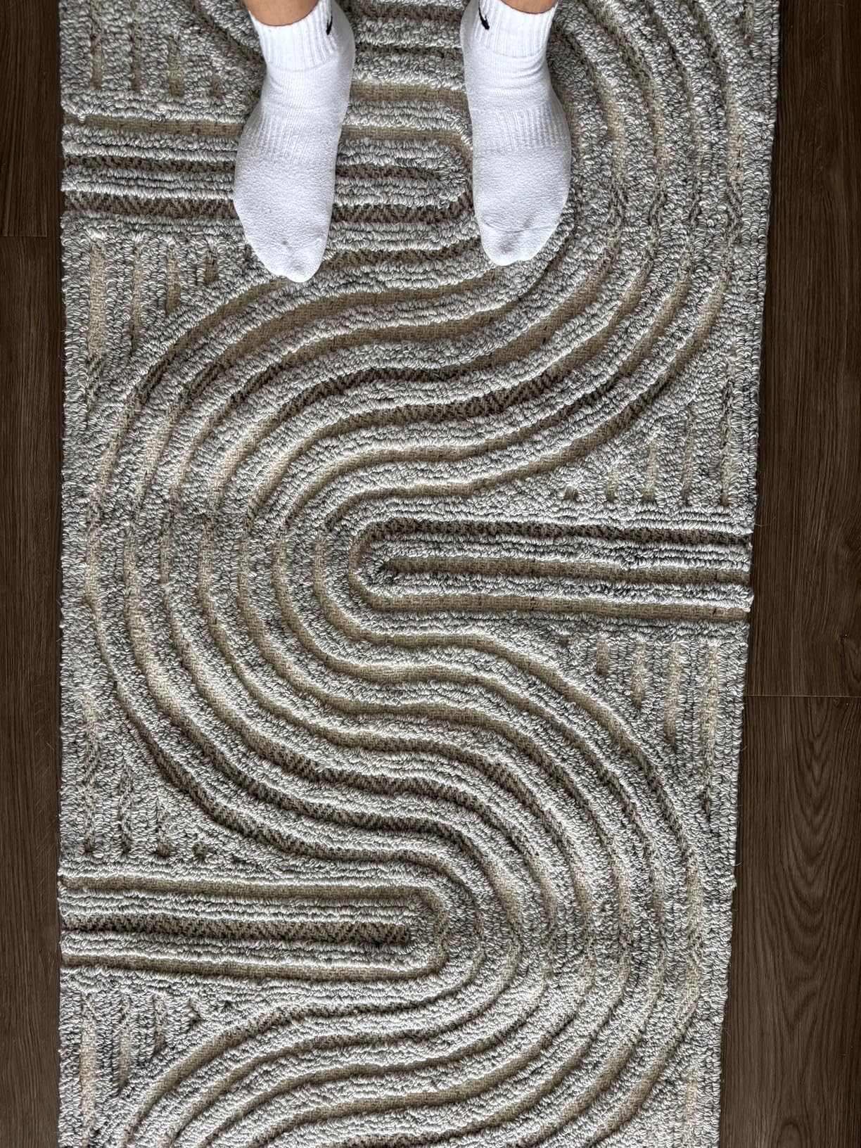 SAFAVIEH South Hampton Collection Area Rug - 9' x 12', Grey, Handmade Mid-Century Modern Abstract, Ideal for High Traffic Areas (SHA301F) customer photo 1