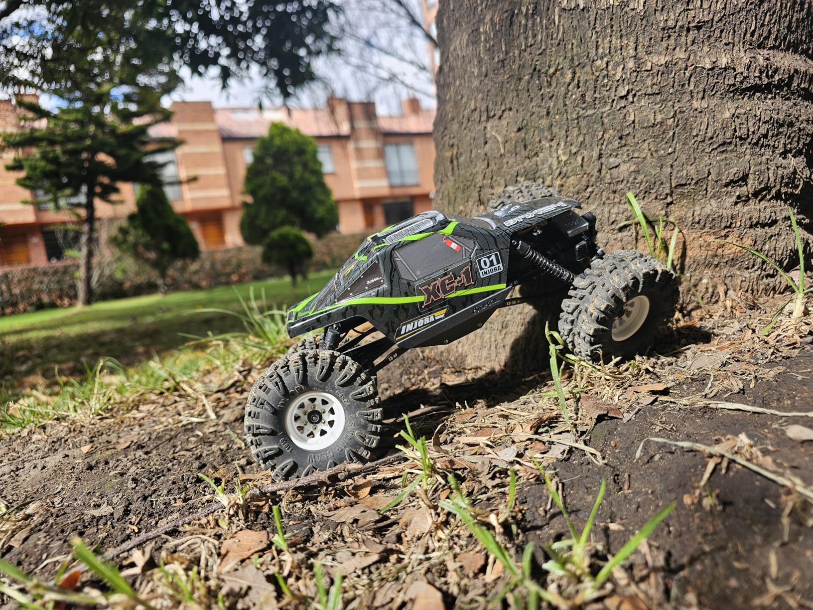 Axial RC Truck 1/24 AX24 XC-1 4WS Crawler Brushed RTR (Includes Everything Needed No Other purchases Required), Green customer photo 1