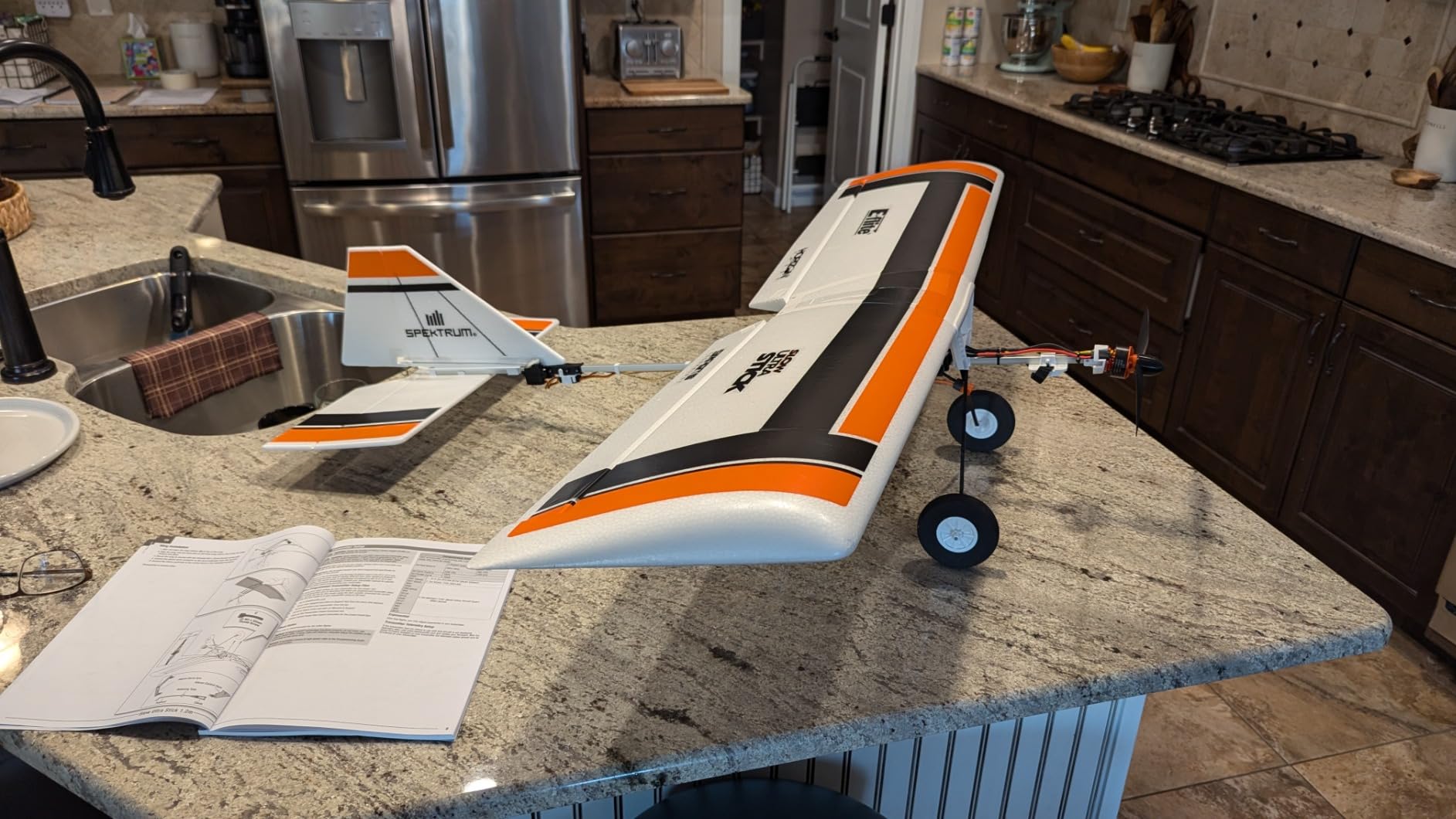 E-flite RC Airplane Slow Ultra Stick 1.2m BNF Basic Transmitter Battery and Charger Not Included with AS3X and Safe Select customer photo 1