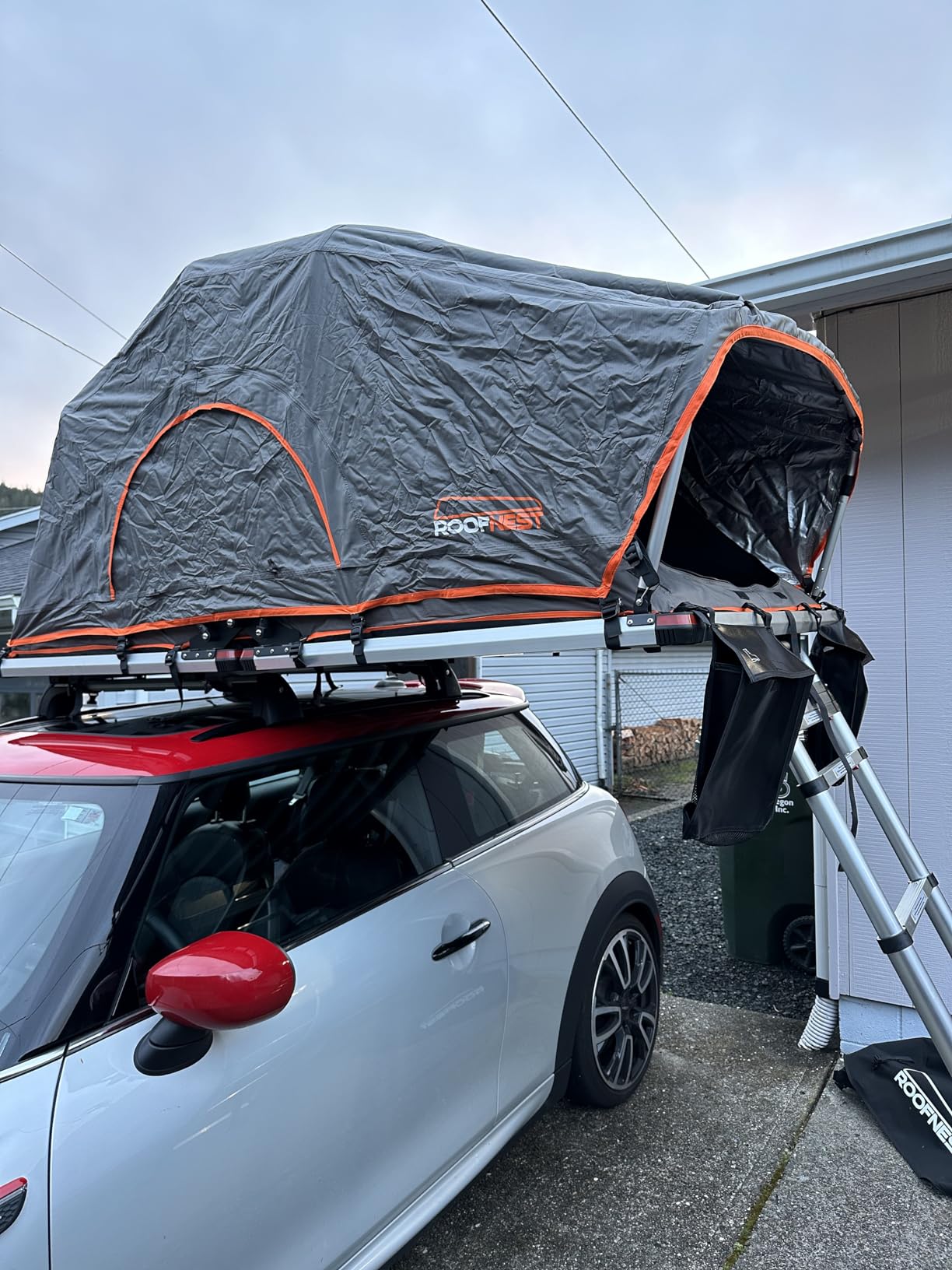 Roofnest Meadowlark Soft Shell Roof Top Tent for Car Camping and Overlanding, Lightweight, Waterproof, 2 Person Tent customer photo 1