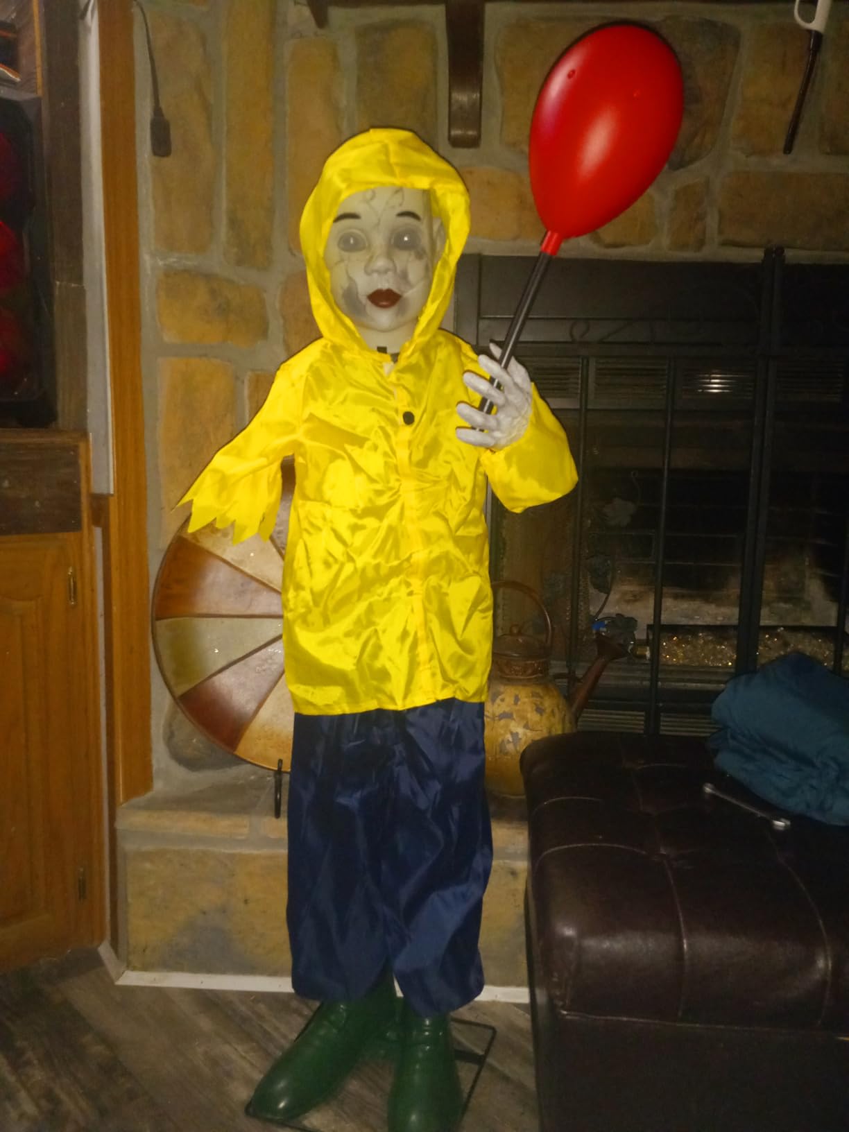 Halloween Decorations Outdoor, 4 Ft Life Size Animatronics Prop with Glowing Balloon, Sound-Activated Sensor customer photo 2