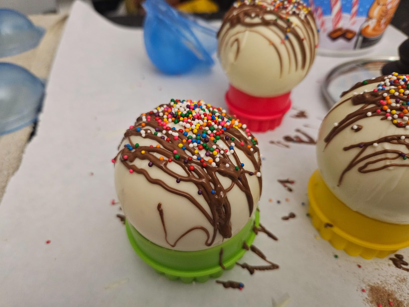 Chocolate Melting Machine Electric Heating Chocolate Tempering Machine Melting Pot Fast and Even Melting Ideal Create for Chocolate, Candy, Butter Making customer photo 2