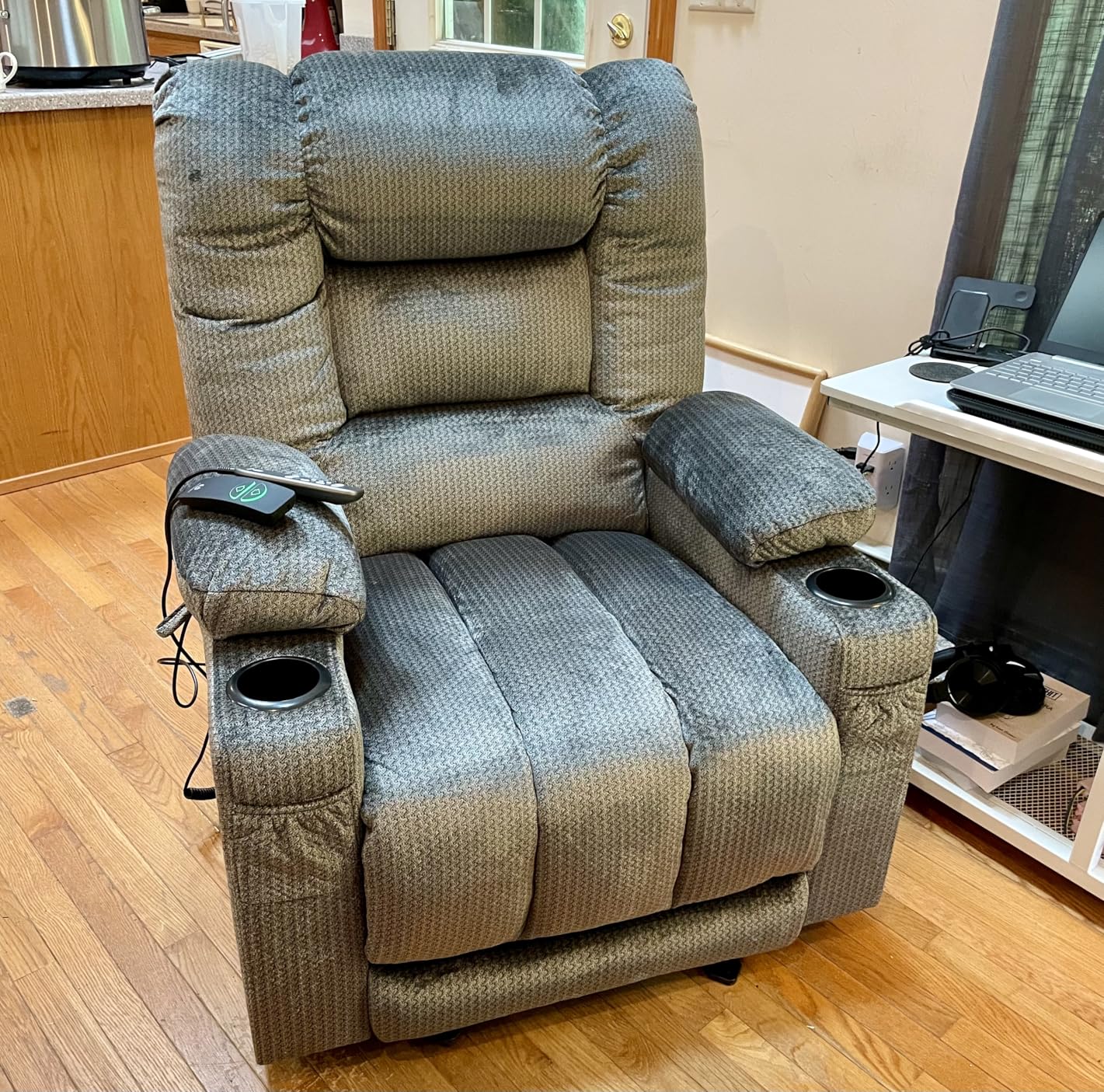 MCombo Recliner Chair for Adults, Zero Gravity Recliner with Massage and Heat, USB & Type C Ports, Cup Holders for Living Room 6079 customer photo 2