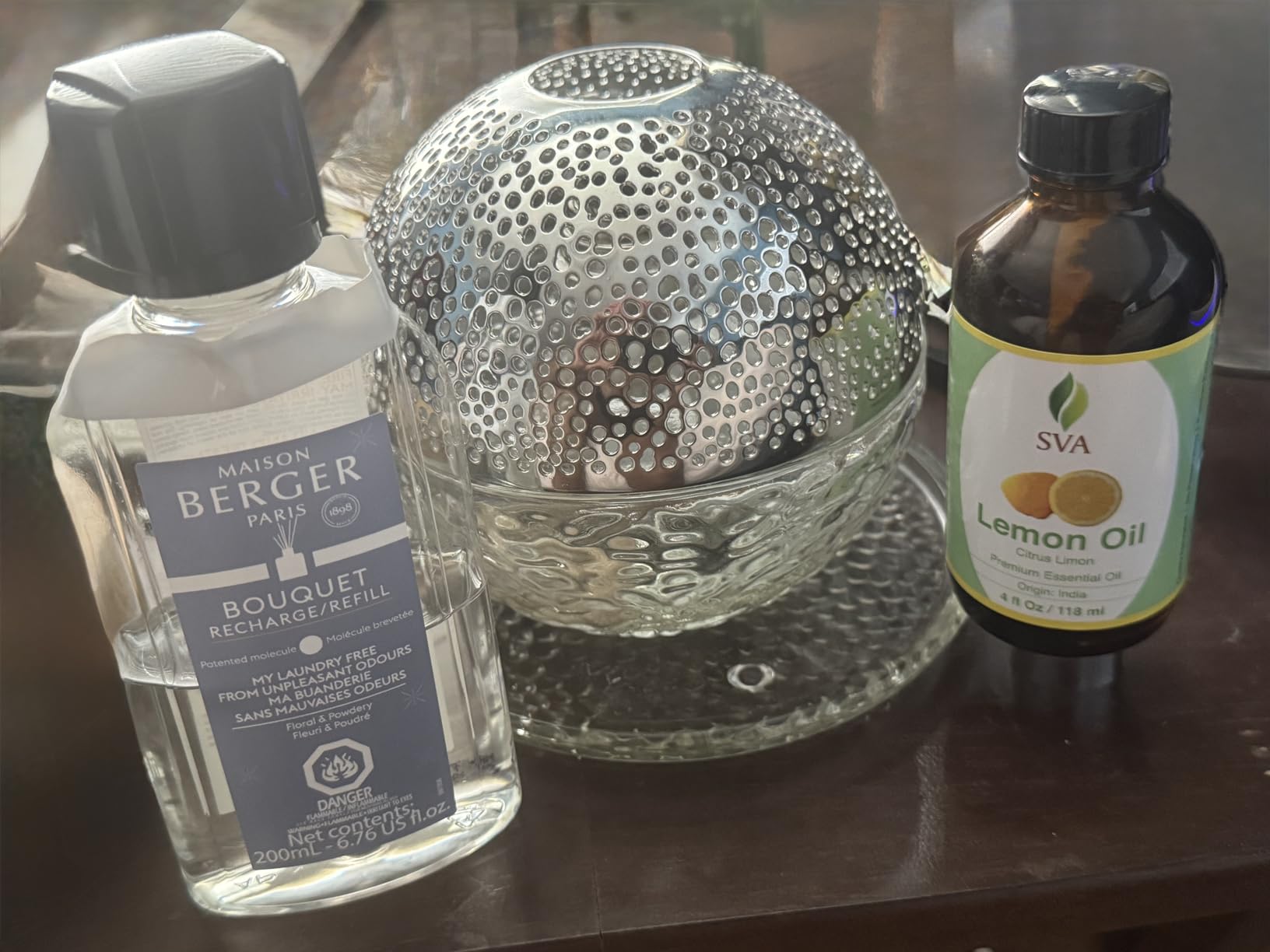 Lampe Berger Gravity Clear Catalytic Fragrance Lamp, 2-in-1 Odor Eliminator & Home Fragrance Diffuser, 5.1 in Height, Luxury Decorative Lamp - Luxury Scented Oils not Included customer photo 1