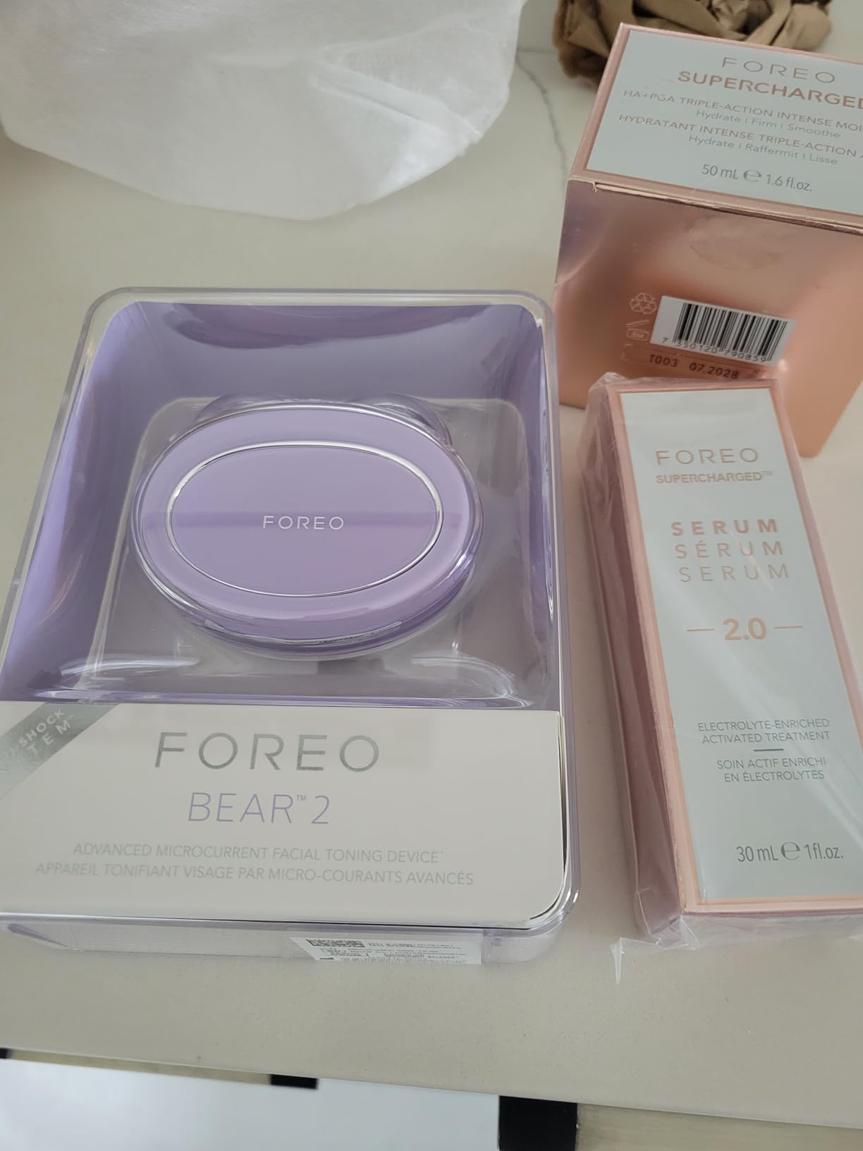 FOREO Total Facelift Bundle - BEAR 2 Advanced + Supercharged Serum + HA+PGA Moisturizer customer photo 2