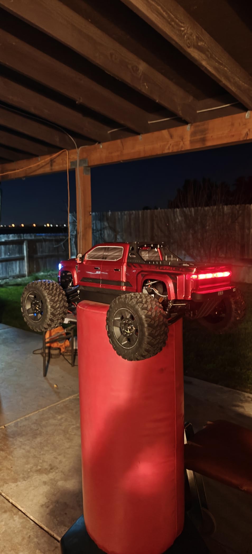 ARRMA RC Truck Big Rock 6S 4WD BLX 1/7 Monster Truck RTR Gunmetal customer photo 2