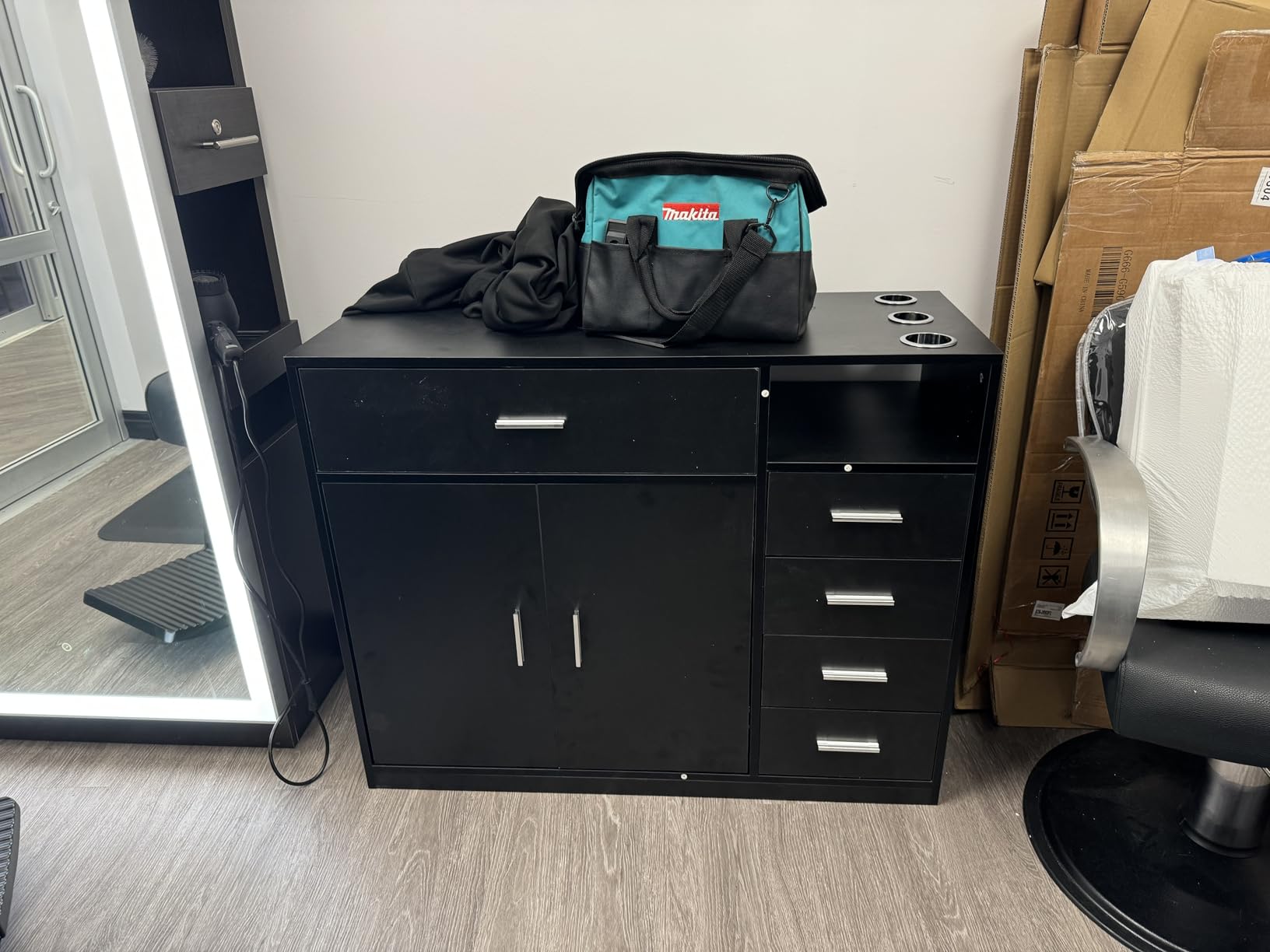 OmySalon Salon Station Free Standing Cabinet, Barber Hair Styling Stations, Beauty Dresser Spa Equipment with 5 Drawers, 1 Storage Cabinet, 3 Hair Dryer Holders, Black customer photo 2