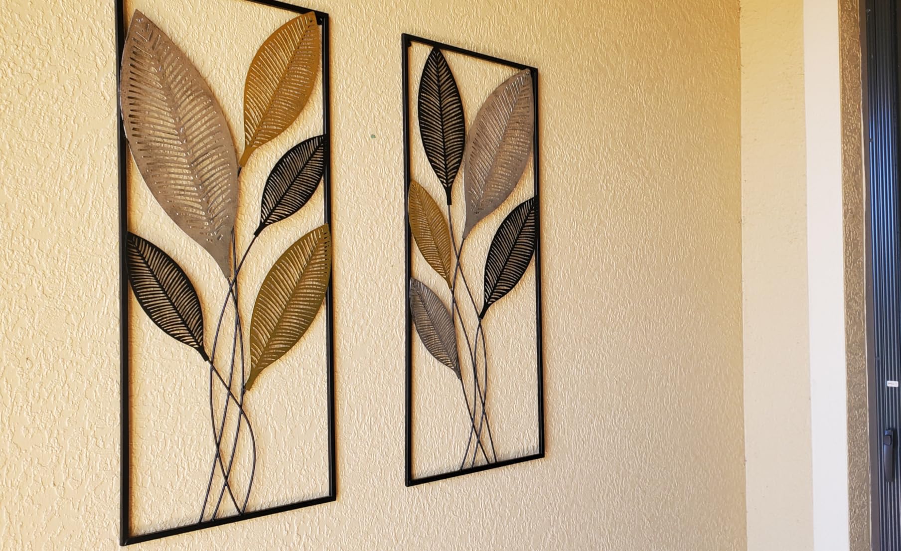 Metal Wall Decor Set of 2, Leaf Art Wall Hanging Home Decor with Frame, Tree of Life Accent Home Decor, Metal Wall Decoration Sculptures for Living Room, Office, Home, Hotel, Indoor, 14