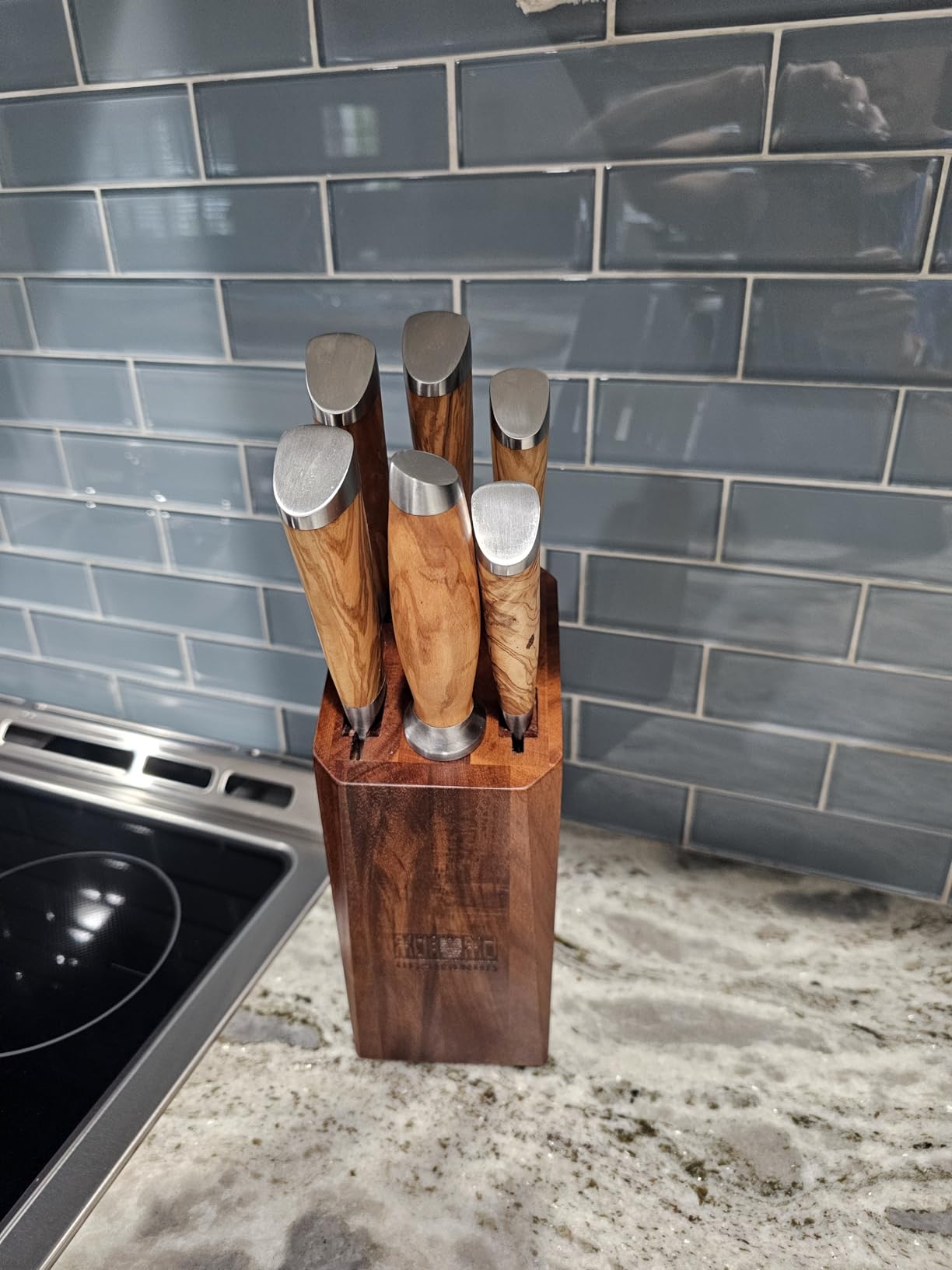 HOSHANHO Knife Set with Block 7-Piece, Professional 67-layer Damascus Super Steel Kitchen Knife Sets for Cooking, Ultra Sharp Knife Set with Sharpener customer photo 2