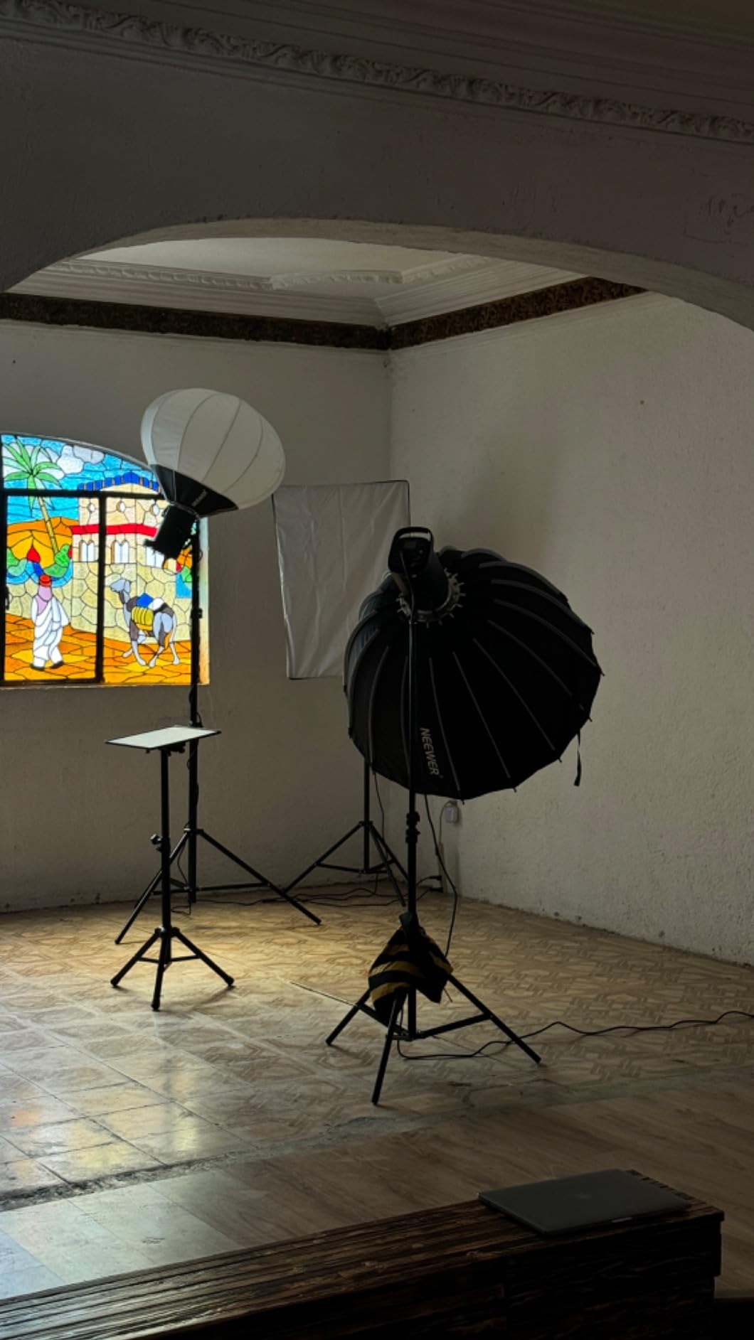 NEEWER 800Ws Studio Monolight Flash Light Kit: 2 Pack S101-400W PRO 5600K Strobe Lights with 2.4G Trigger/150W Modeling Lamps/Bowens Mount/Softboxes/Stands/Reflector/Bag, Compatible with QPRO customer photo 1
