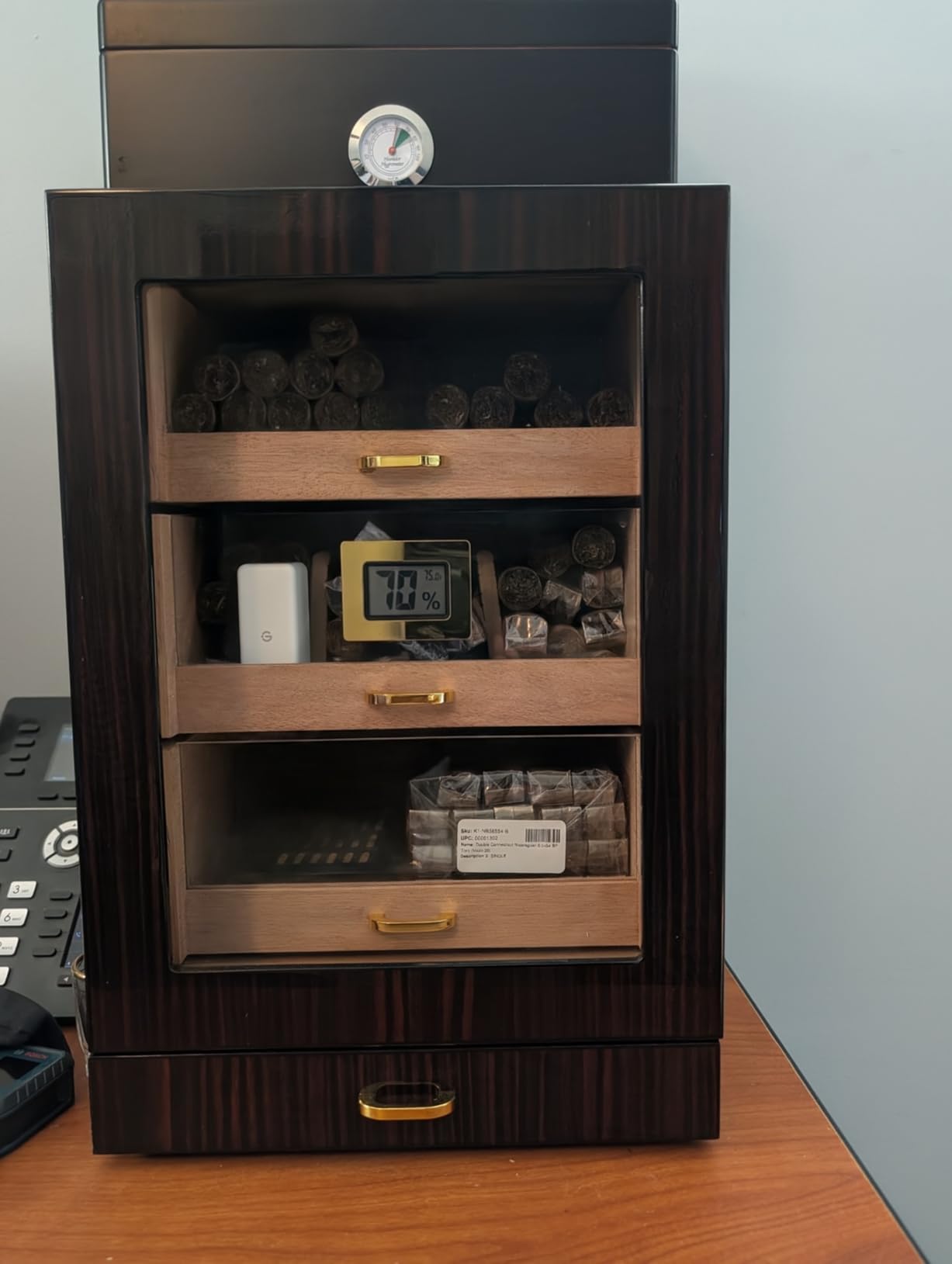 Woodronic Cigar Humidor Cabinet with LED Light, USB Cable & Adapter, Lock & Keys, Spanish Cedar Lining, Accessory Drawer, Hygrometer & Humidifiers, Glossy Ebony Finish, Gift for Fathers, 250 Counts customer photo 1