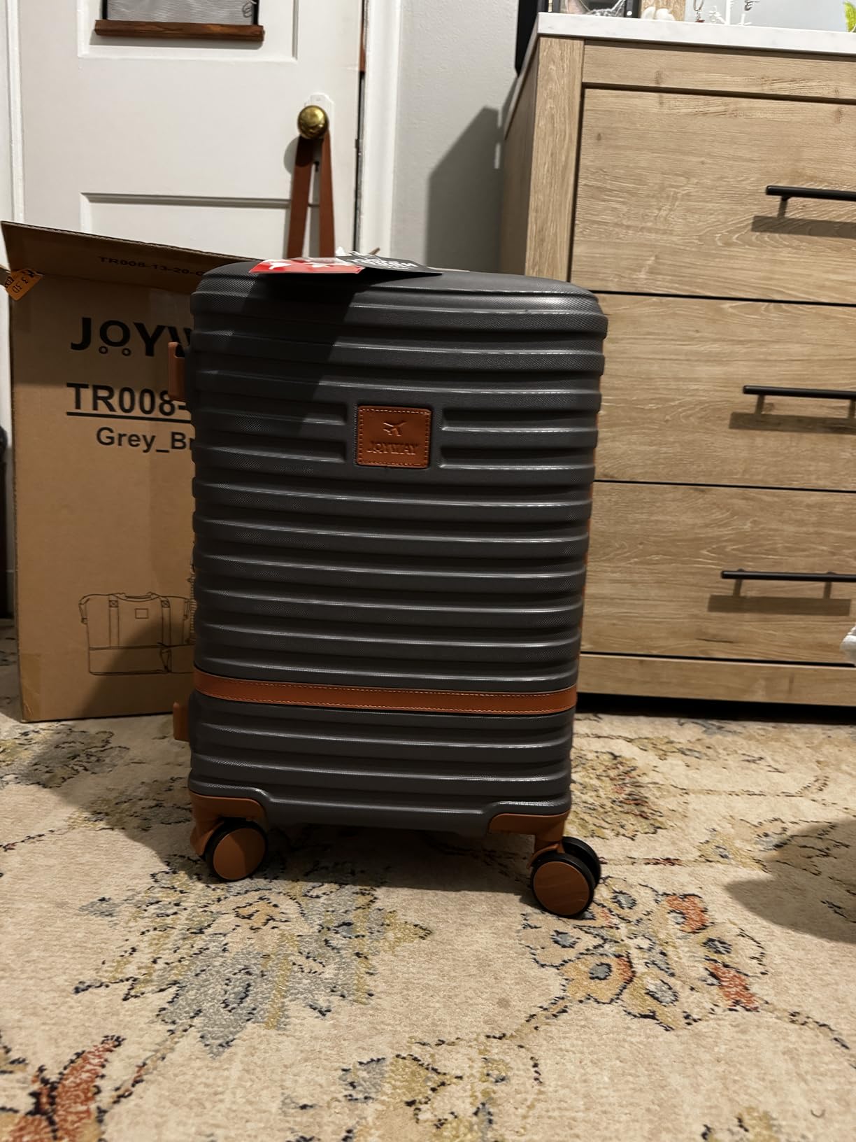 Joyway Luggage Set 7 Piece Suitcase Sets with Spinner Wheel, Hardside Expandable Travel Laggage with TSA Lock (18/20/24/28 White) customer photo 2