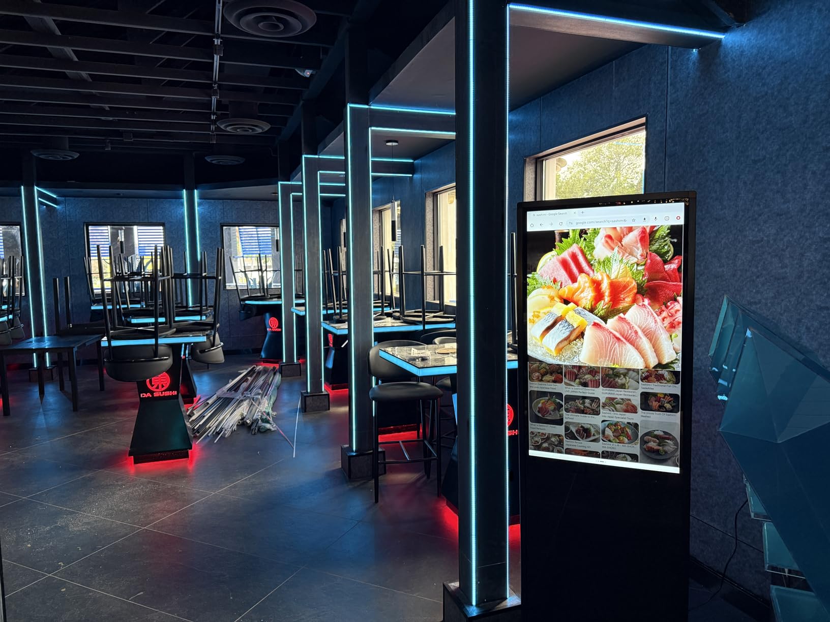 32/43/55/65 Inch Digital Signage Display, LCD Screen Advertising Display Kiosk Interactive Totem Floor Standing Auto AD Player with USB/HDMI/WiFi Android OS (43'' Touch Screen) customer photo 1