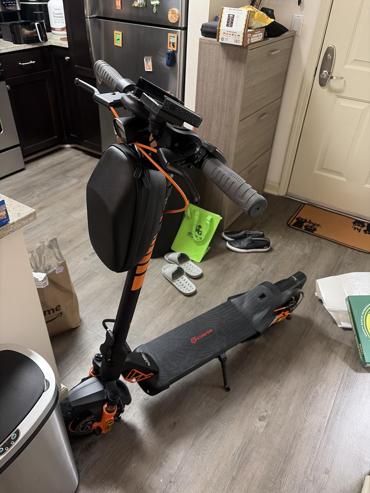 Electric Scooter Adult, 1600W*2 Dual Motor RZ1000, Up to 40-50 Miles Long Range/MAX Speed 31 Mph, 10.5'' Off Road Tires with 1152Wh Battery & Dual Suspension Commuting Fast Electric Scooter customer photo 1