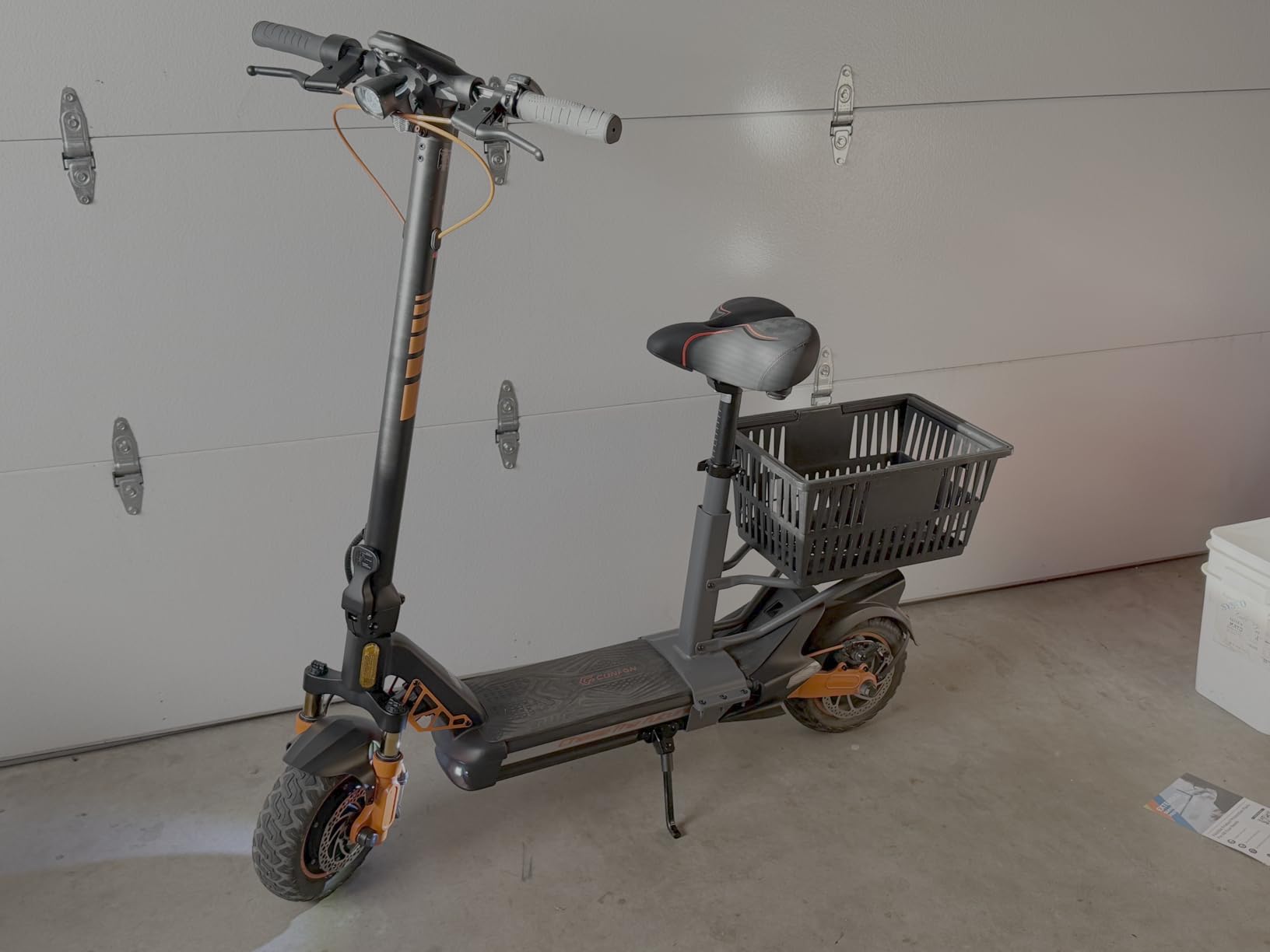 Electric Scooter Adult, 1600W*2 Dual Motor RZ1000, Up to 40-50 Miles Long Range/MAX Speed 31 Mph, 10.5'' Off Road Tires with 1152Wh Battery & Dual Suspension Commuting Fast Electric Scooter customer photo 2
