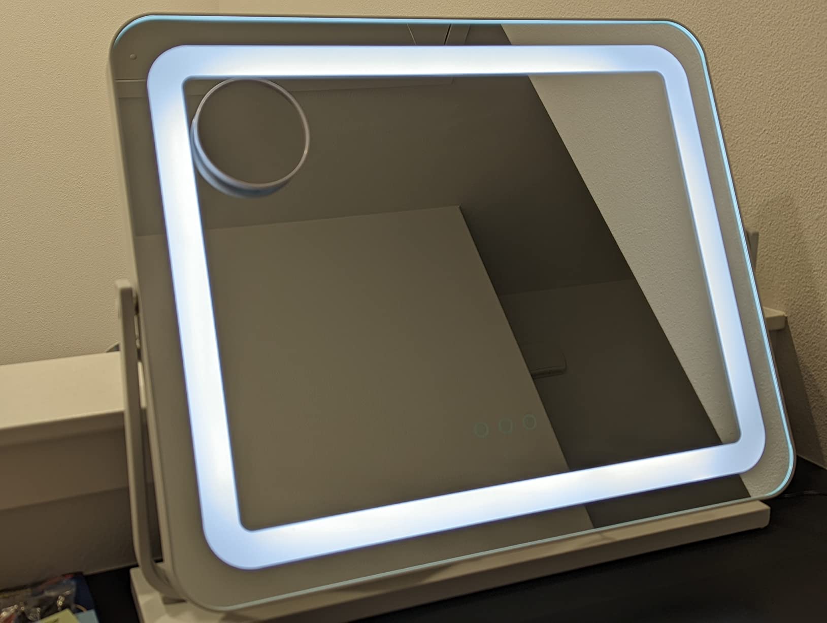 Large Vanity Mirror with Lights 32