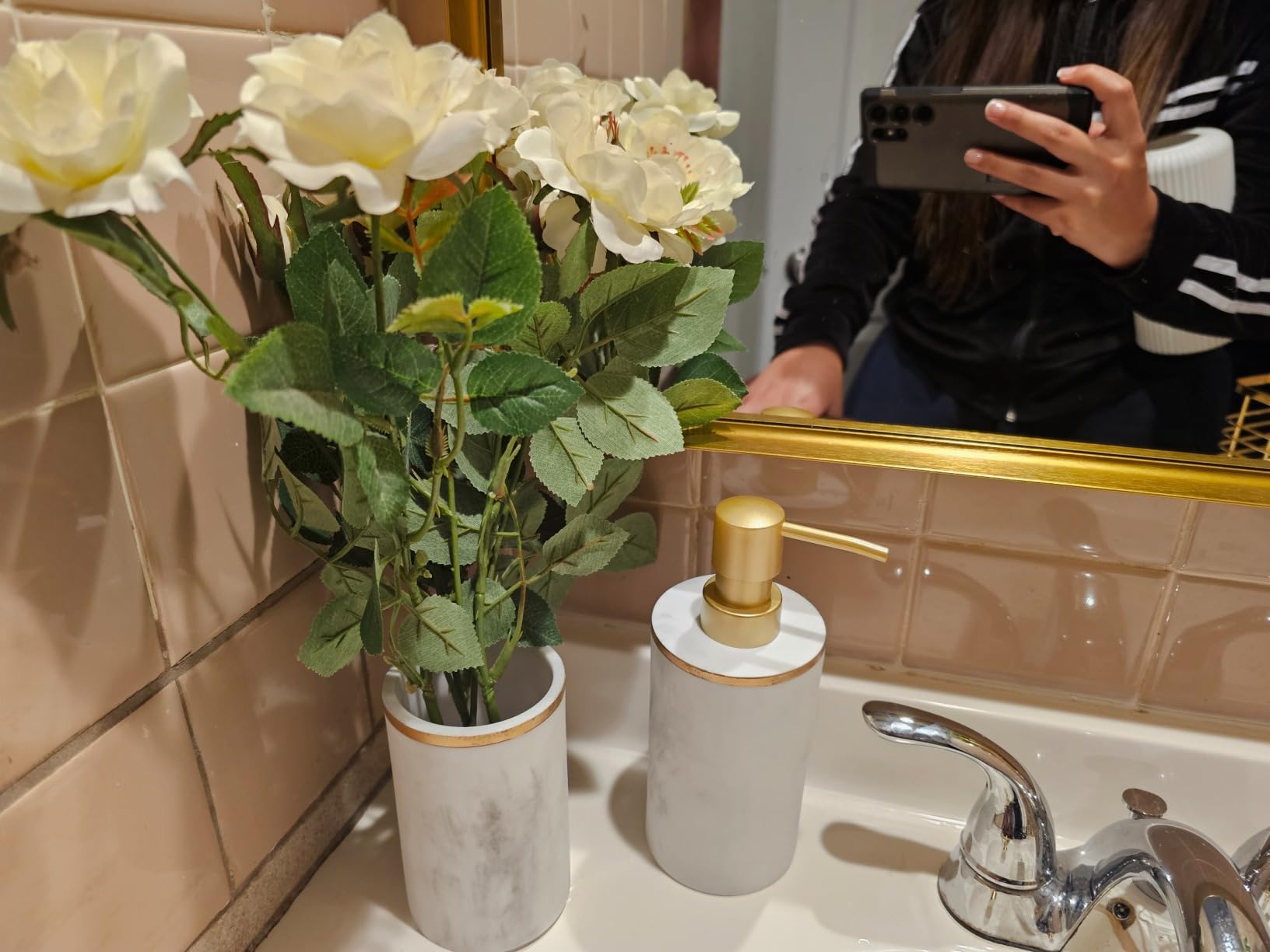 Shinowa Bathroom Accessories Set, Marble Look Toothbrush Holder and Soap Dispenser Set, Bathroom Countertop Décor Sets with Lotion Dispenser Soap Pump, Tumbler, Bathroom Organizer Accessories customer photo 1