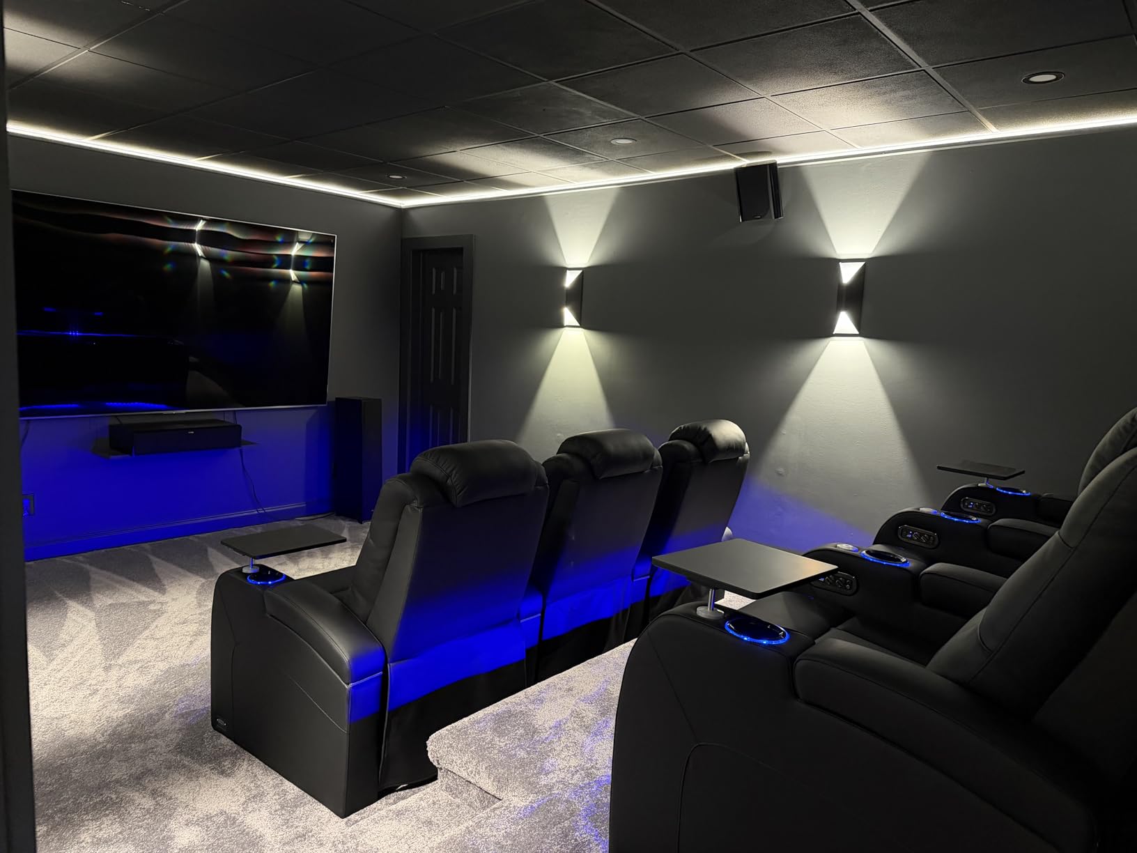 comfiroom Top Grain Leather Home Theater Seating Seats, Simple Style Dual Power Gaming Sofa Top Grain Leather Movie Theater Chairs Recliner Sofa with Type-C USB Charger (Black, Row of 2) customer photo 2