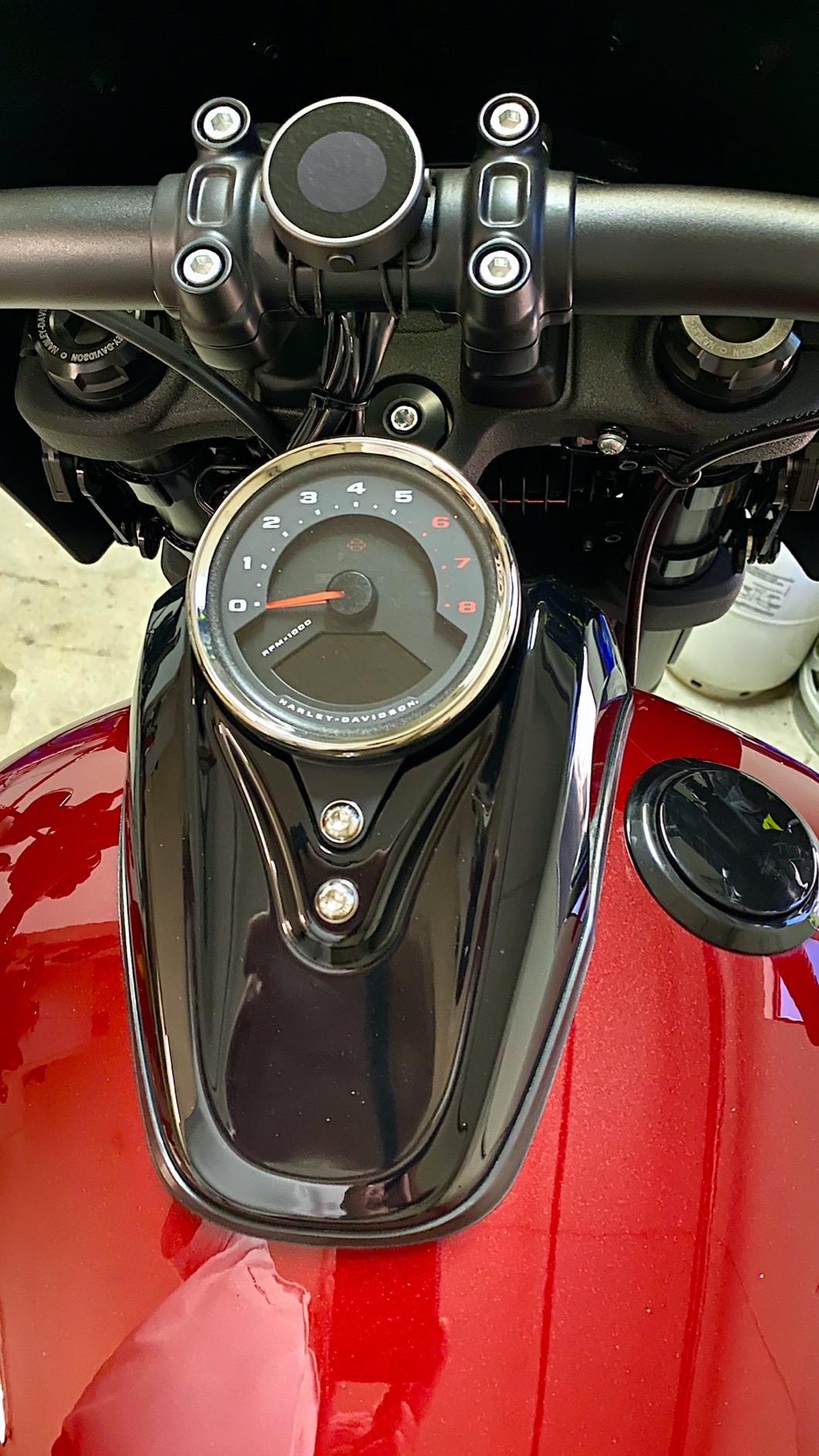Beeline Moto II - Next Gen Motorcycle GPS Tracker | Compact Design, Waterproof Build, Simple Display & 14-Hour Battery |Glove Friendly Motorcycle Sat Nav Perfect for Adventure & Daily Commutes (Black) customer photo 2