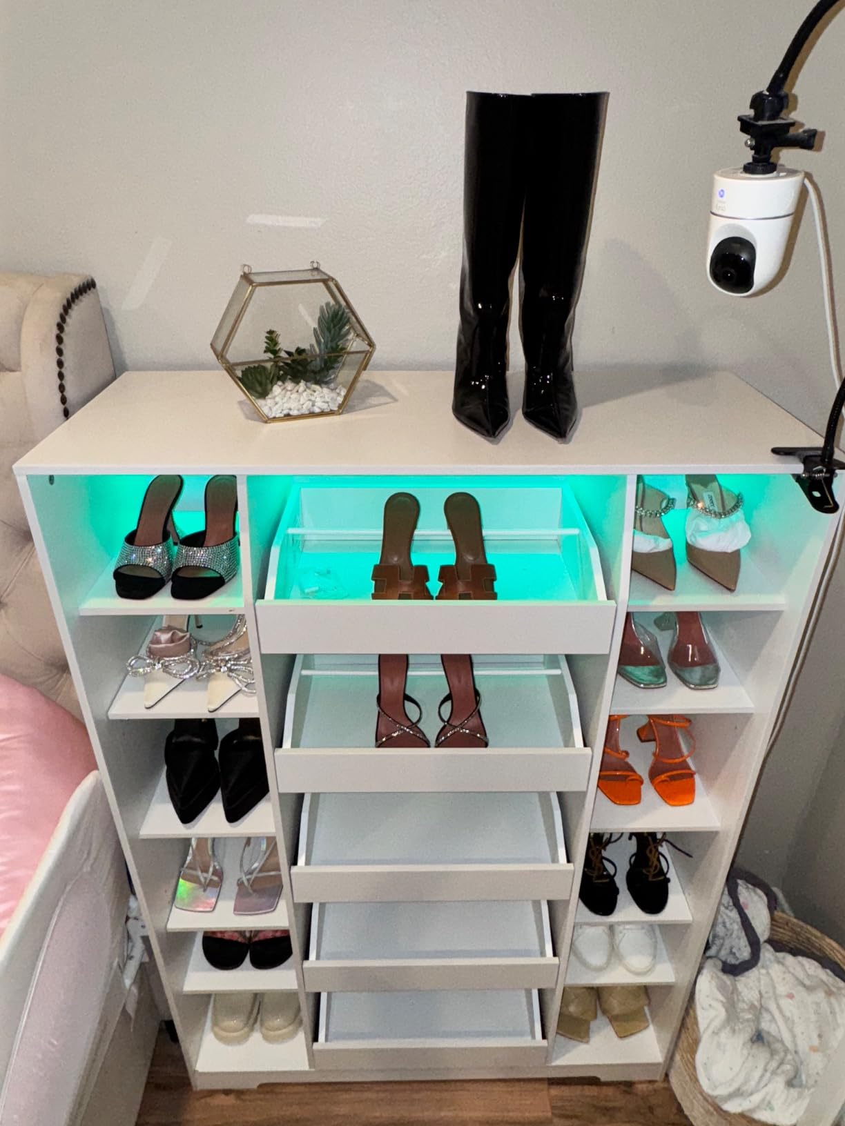 Auromie Shoe Storage Cabinet with 5 Drawers & 12 Shelves, Modern LED Shoe Rack & Handbag Storage Cabinet, Freestanding Shoes and Handbag Storage Organizer for Closet, Entryway, Living Room (White) customer photo 2