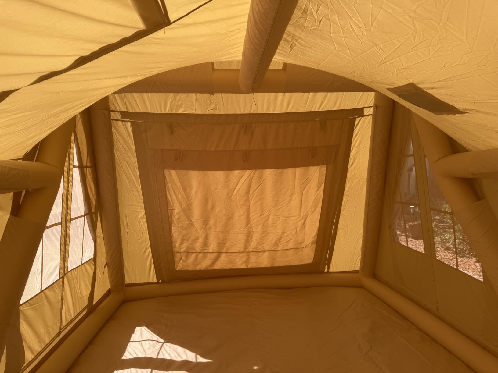 15.7x11.8FT Inflatable Tents for Camping, 8-12 Person 2 Room Blow Up Tent with TPU Skylight, Movie Screen, A/C Port, Stove Jack, Mesh Windows & Pump customer photo 1