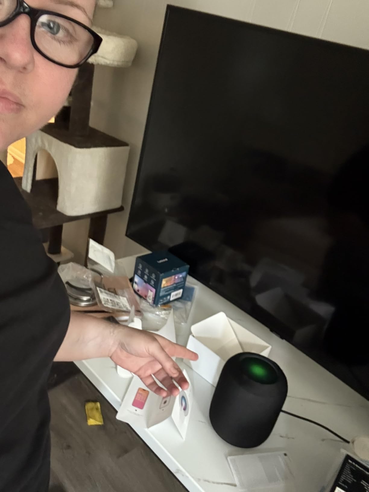 HomePod Smart Speaker 2nd Generation, Siri Speaker + Power Cable + Apple 1 Year Limited Warranty (Midnight) customer photo 2