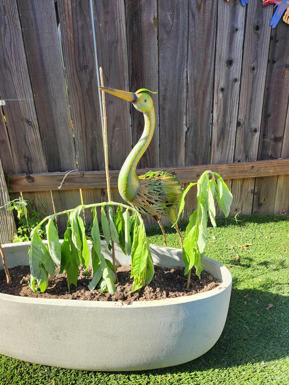 VEWOGARDEN Heron Outdoor Statues Metal Crane Garden Sculptures & Statues for Yard Lawn Patio Pool Outside Decorations, Antique Bronze customer photo 1