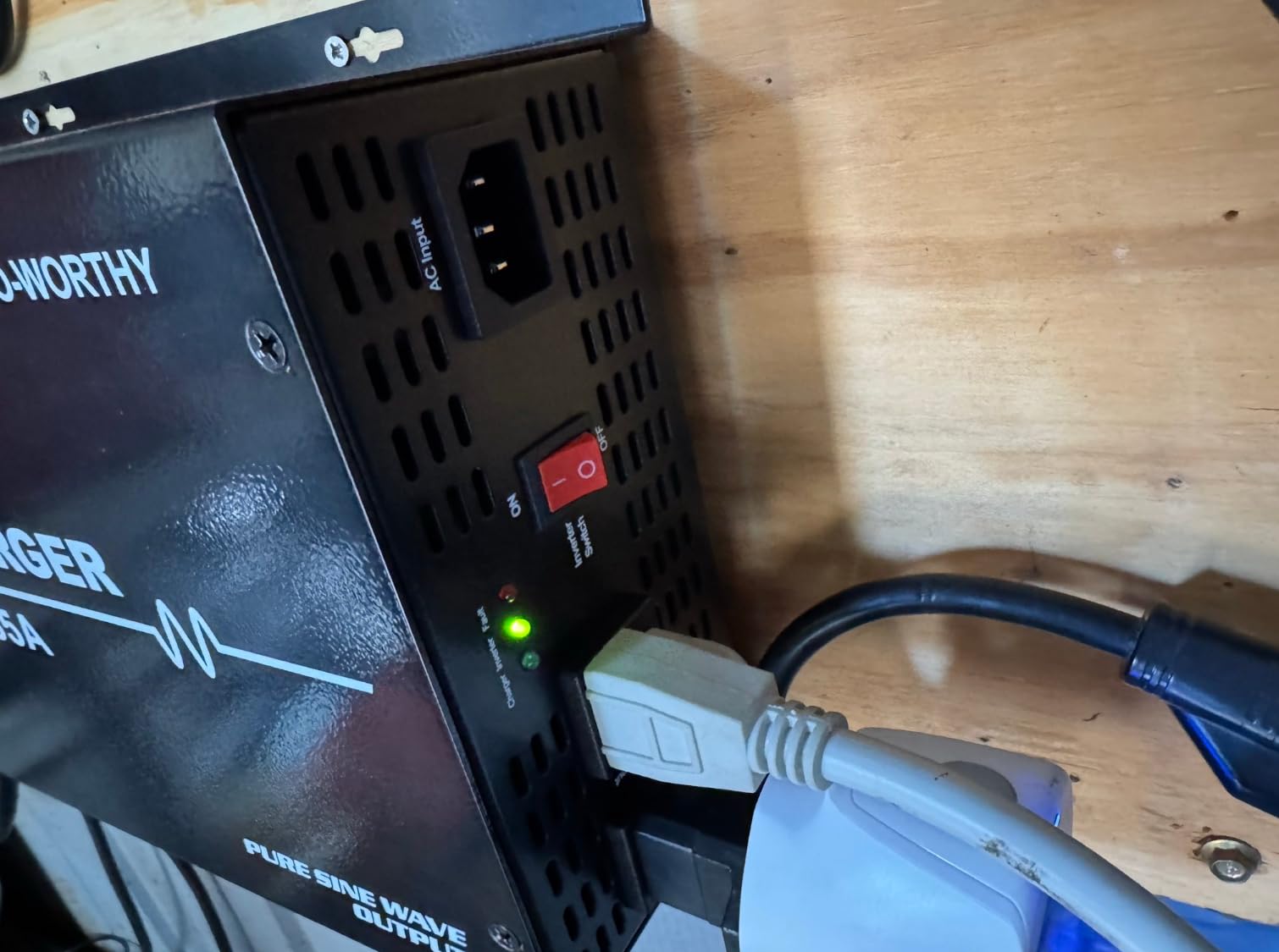 ECO-WORTHY 1000W Pure Sine Wave Inverter Charger, Power Inverter with 55A LiFePO4 Battery Charger with 20ms UPS, 12V to 110V for RV Home Roadtrip Essentials Deep Cycle Rechargeable Battery customer photo 1