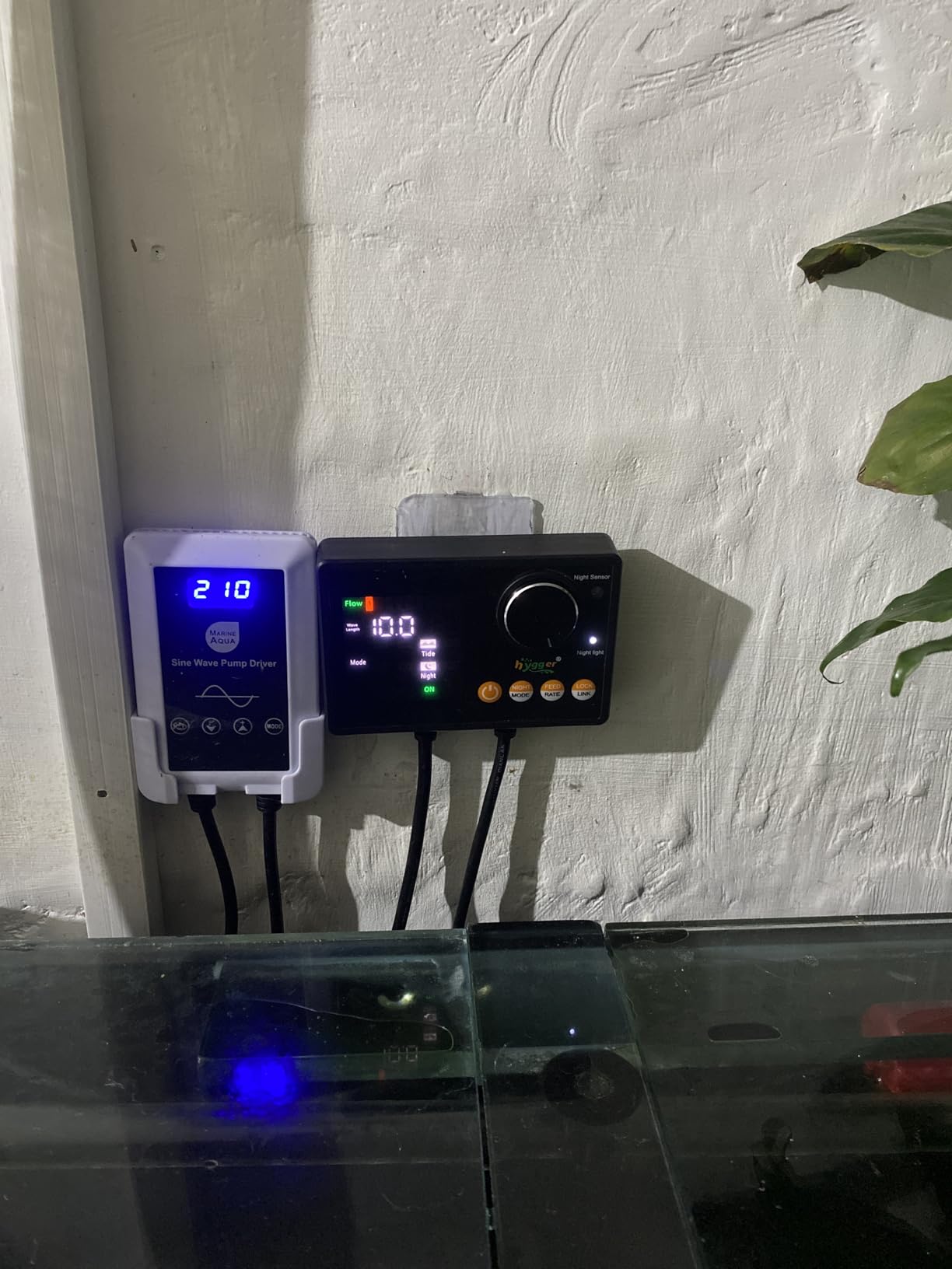 hygger Intelligent Wave Maker for Aquarium, Saltwater Freshwater Circulation Pump Adjustable 6 Waves/Night/Feed/Wireless Connection Mode, Magnetic Holder Display Controller Memory Function (35W) customer photo 1