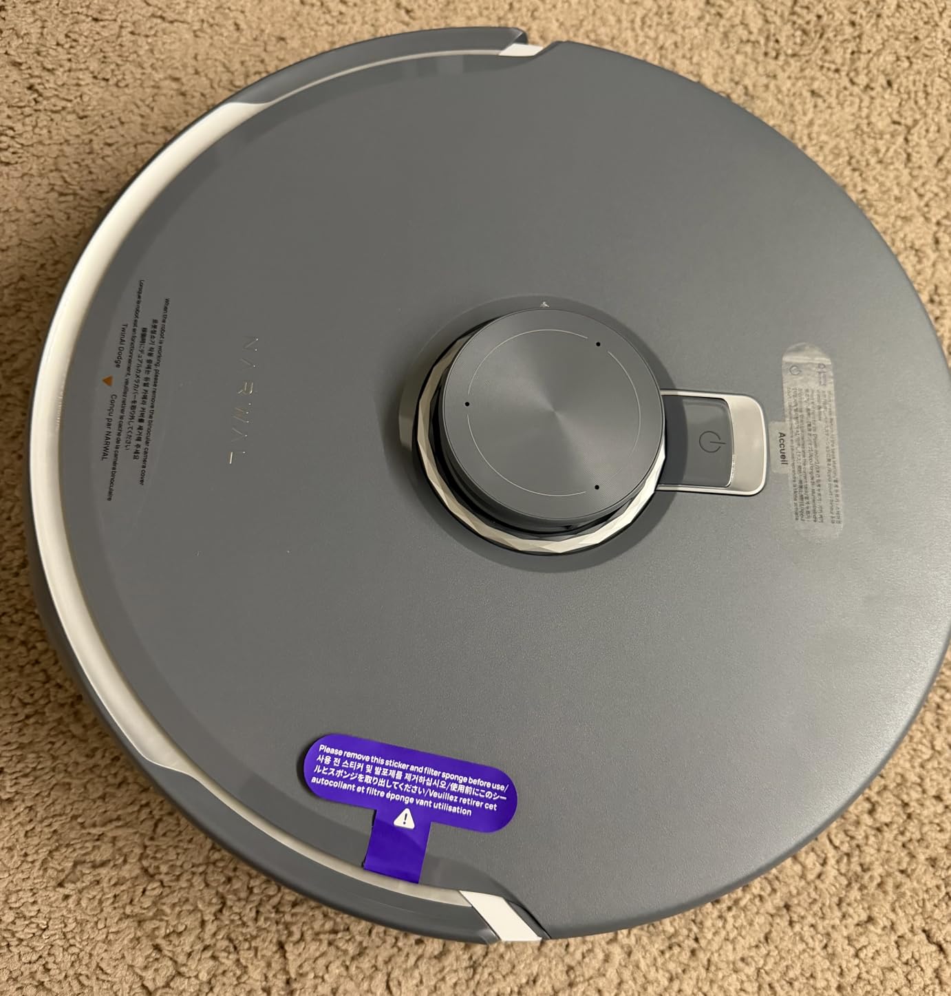 Freo Z10 Ultra Robot Vacuum and Mop Combo, Dual RGB Cameras and Chips, AI Avoidance, 8N Corner to Edge Deep Cleaning, Dry-Wet Separation, 18000Pa, Hot Water Wash & Self-Emptying, Gray customer photo 1