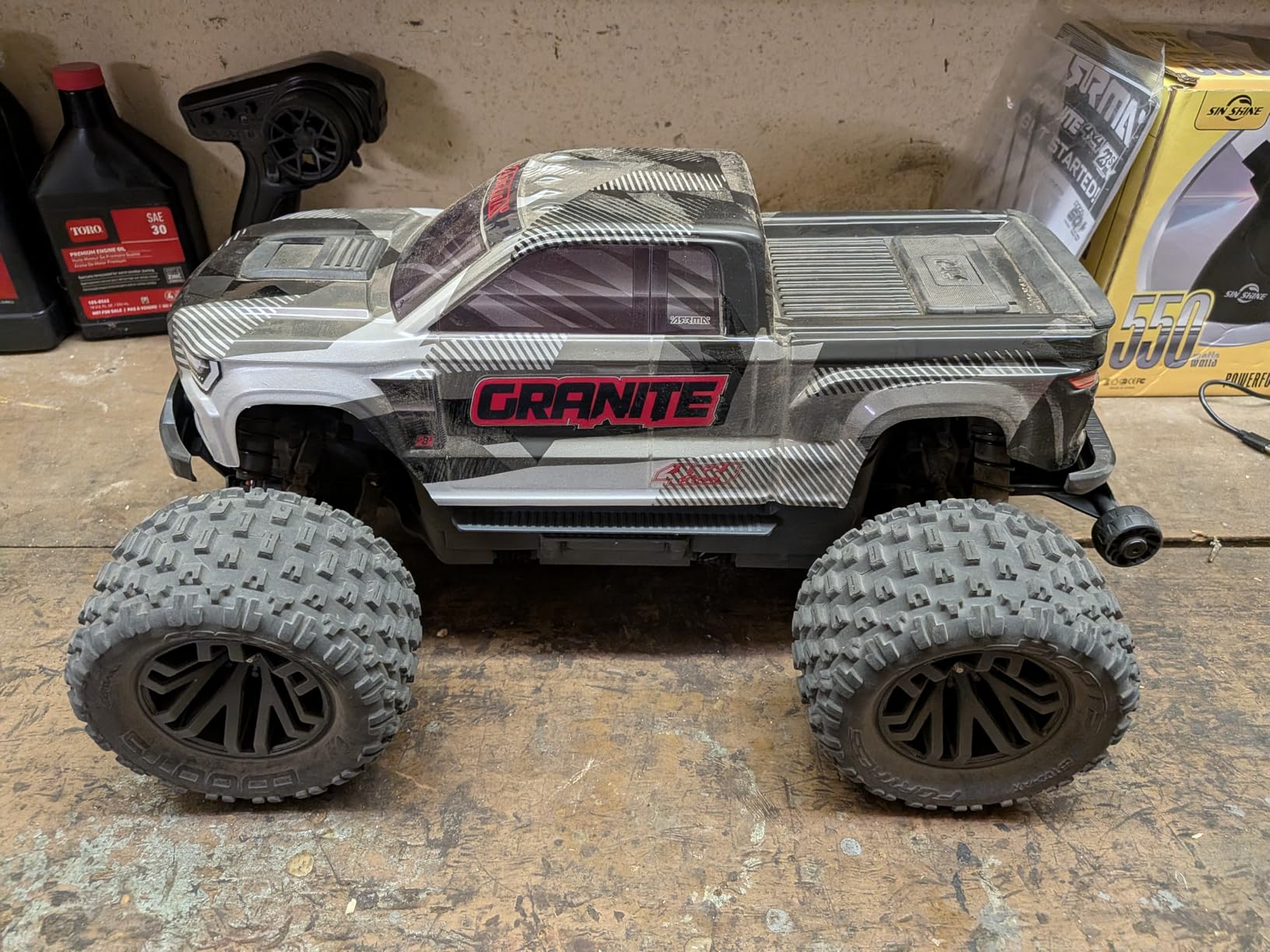 ARRMA RC Truck Granite 4X4 223S BLX Brushless Monster Truck RTR Blue 1/10 customer photo 1