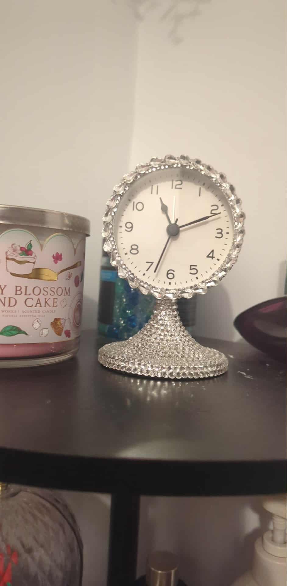 Bling Vintage Table Clock on Stand, Decorative Desk and Shelf Clock, Non-Ticking Metal Frame with Glitter Rhinestones for Office, Living Room or Bedroom customer photo 1